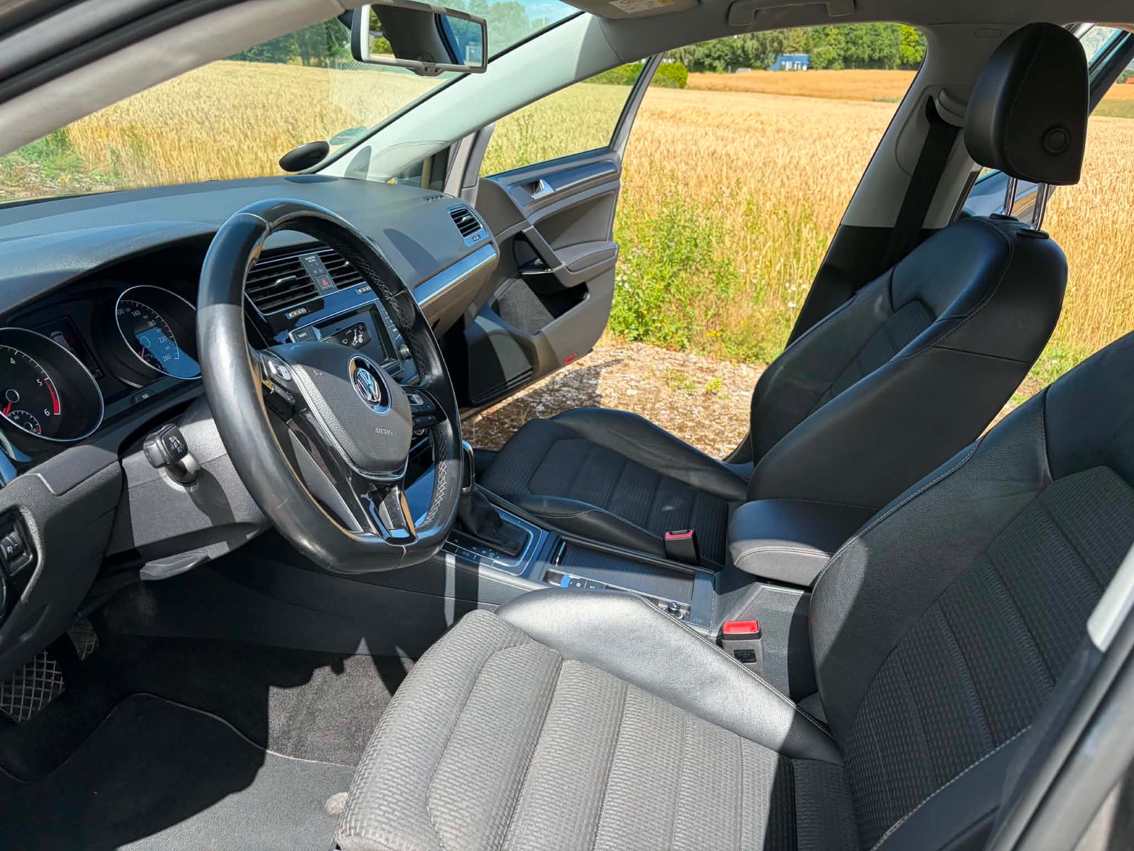 Volkswagen Golf Variant 2.0 TDI DPF BMT DSG Sequential, 6-trins, 150ps, 2015