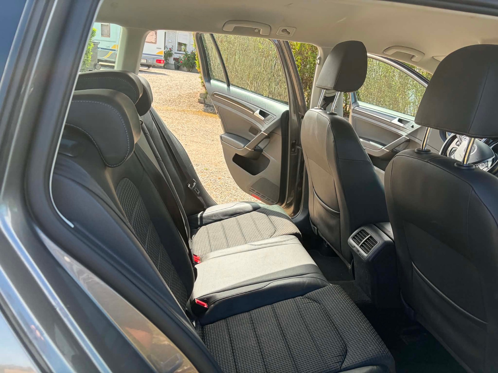 Volkswagen Golf Variant 2.0 TDI DPF BMT DSG Sequential, 6-trins, 150ps, 2015