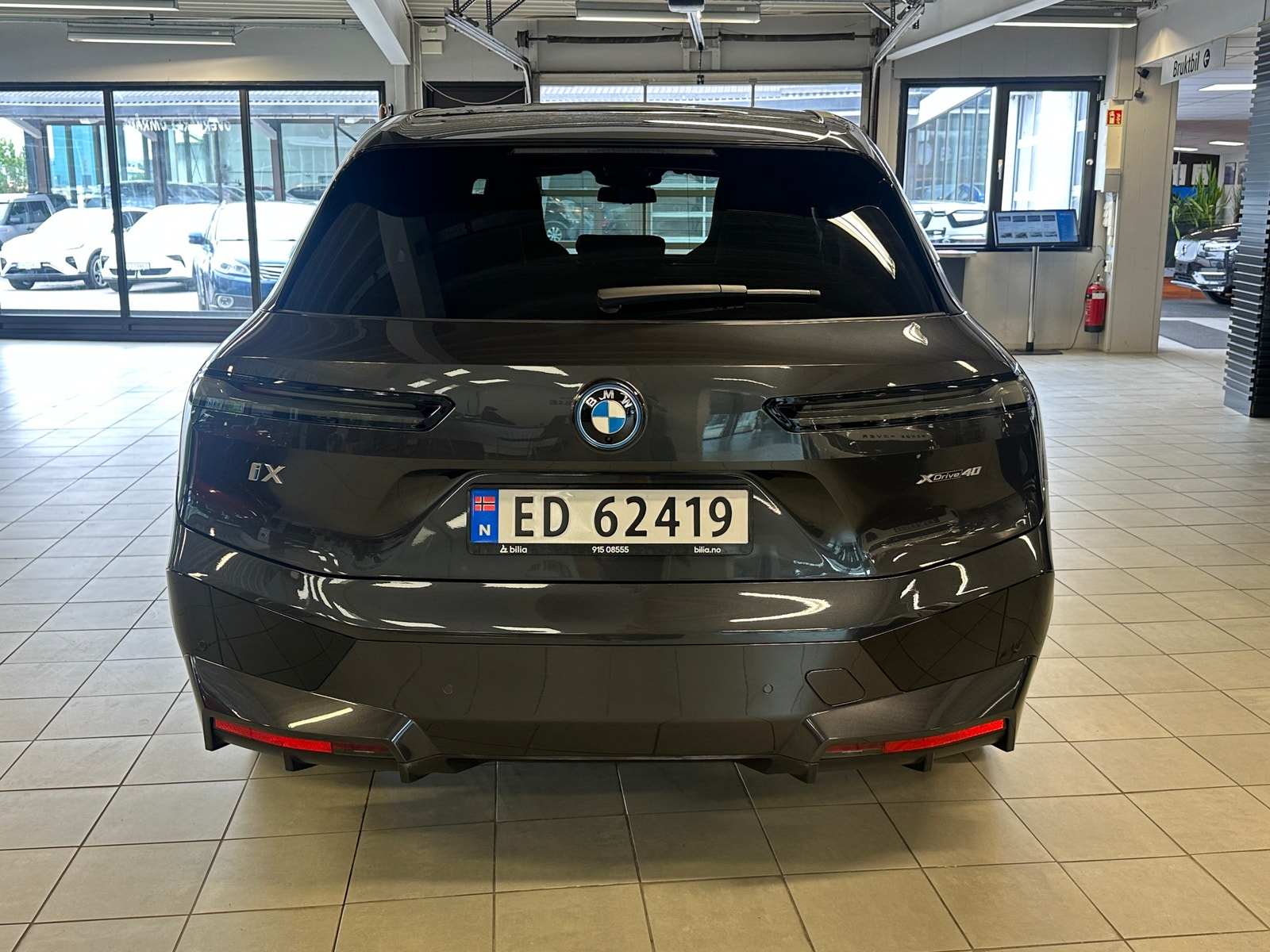 BMW iX xDrive40, 326hk, 2022