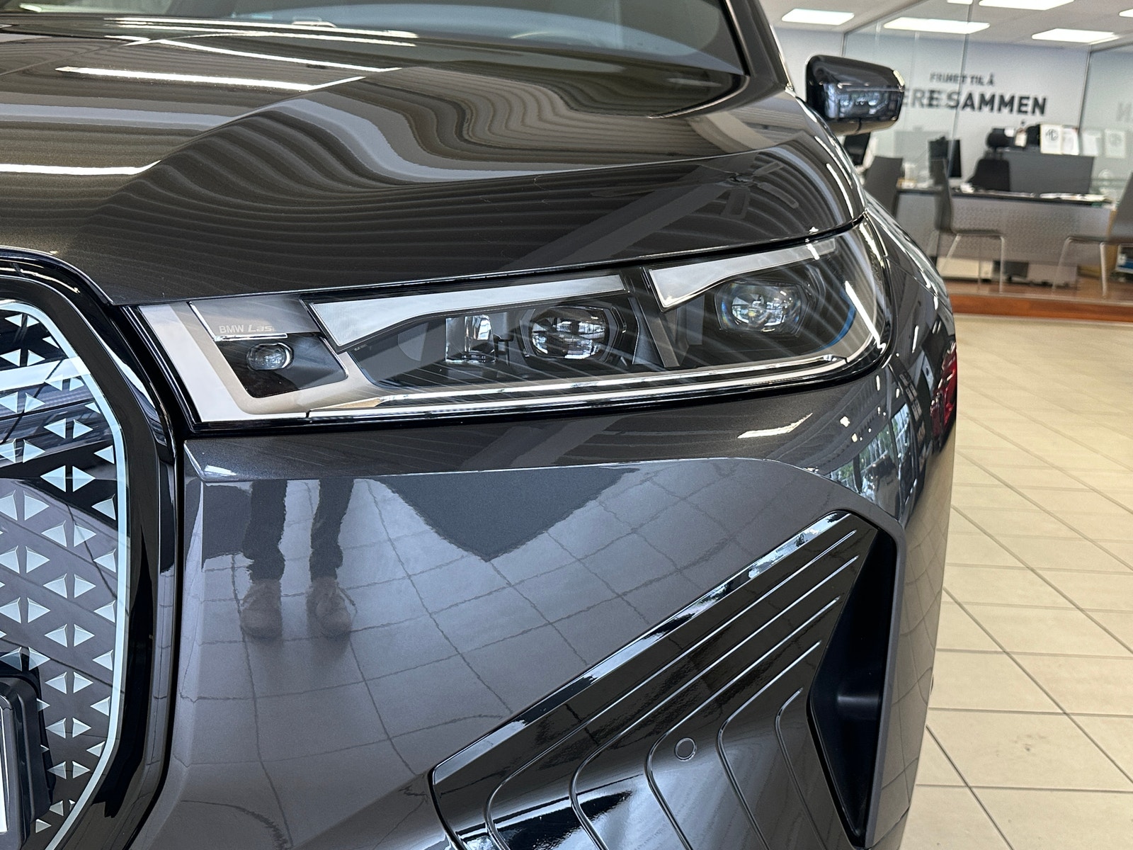 BMW iX xDrive40, 326hk, 2022