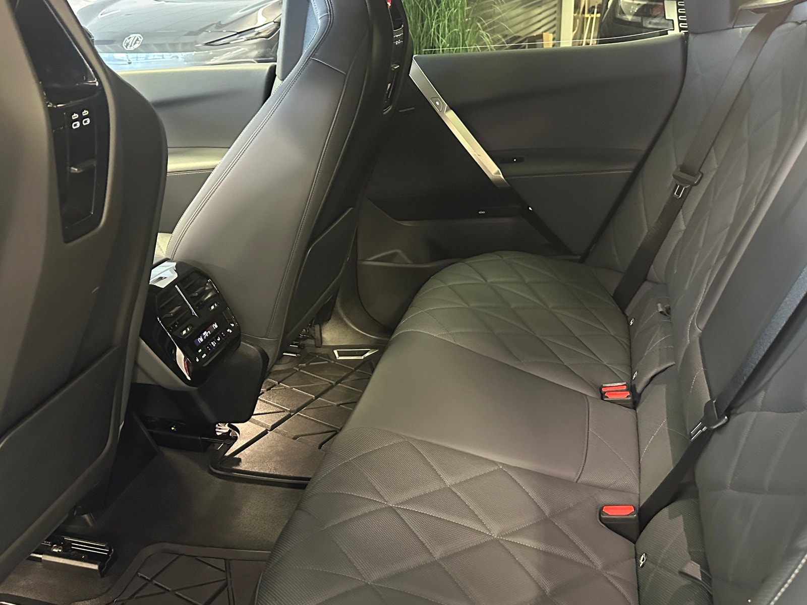 BMW iX xDrive40, 326hk, 2022