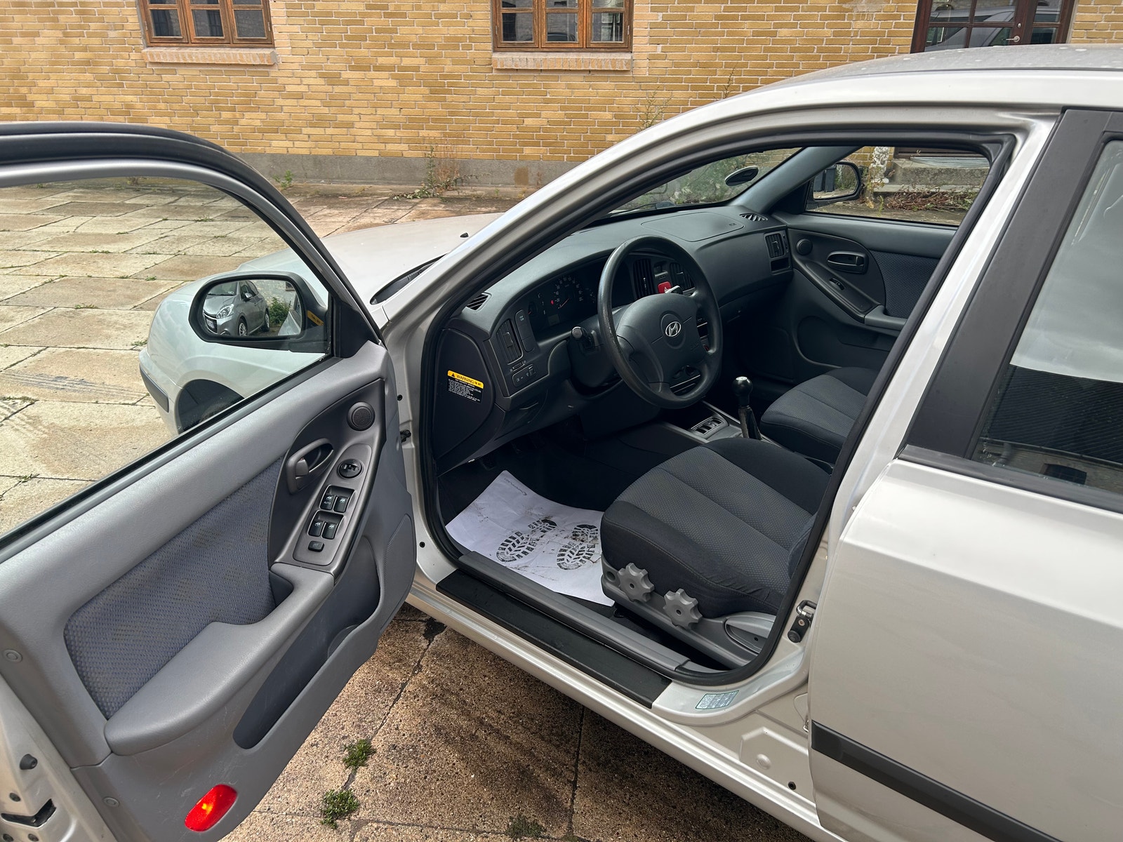 Hyundai Elantra Halvkombi 1.6 Manuell, 105hk, 2006