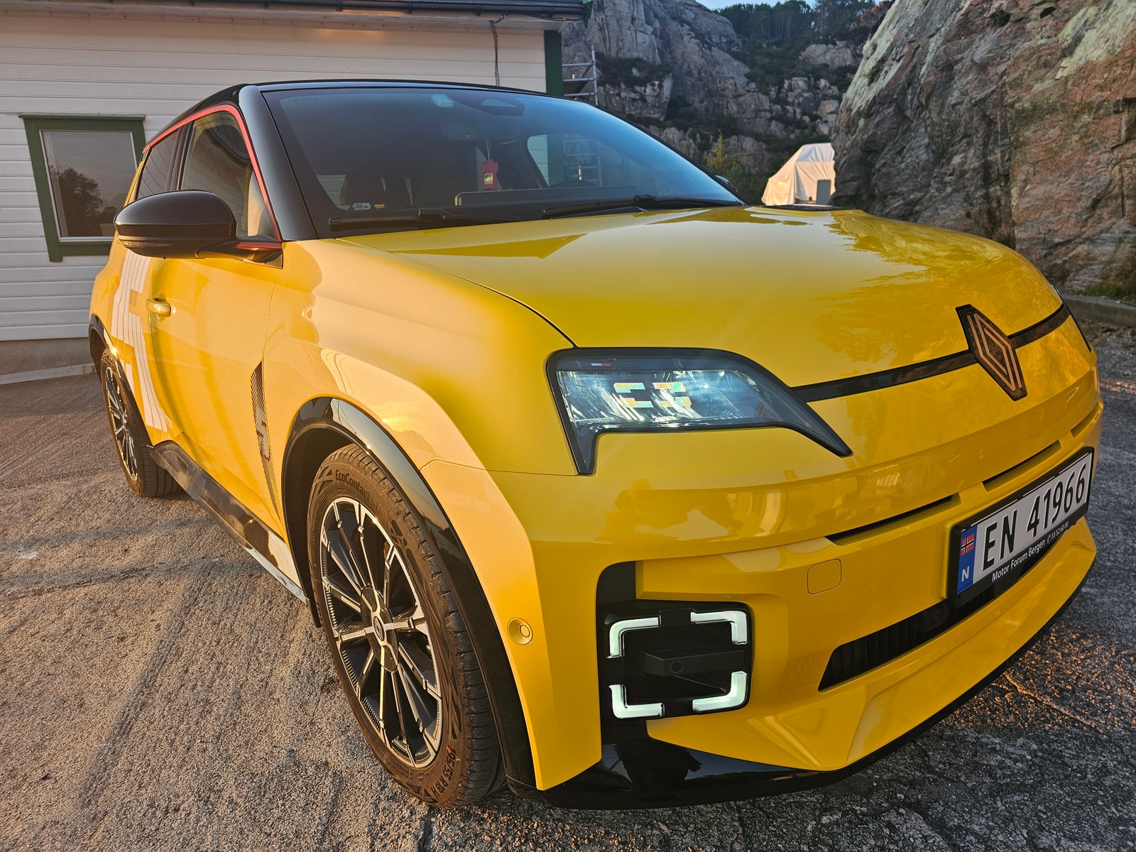 Renault 5 E-Tech 52 kWh, 150ps, 2025
