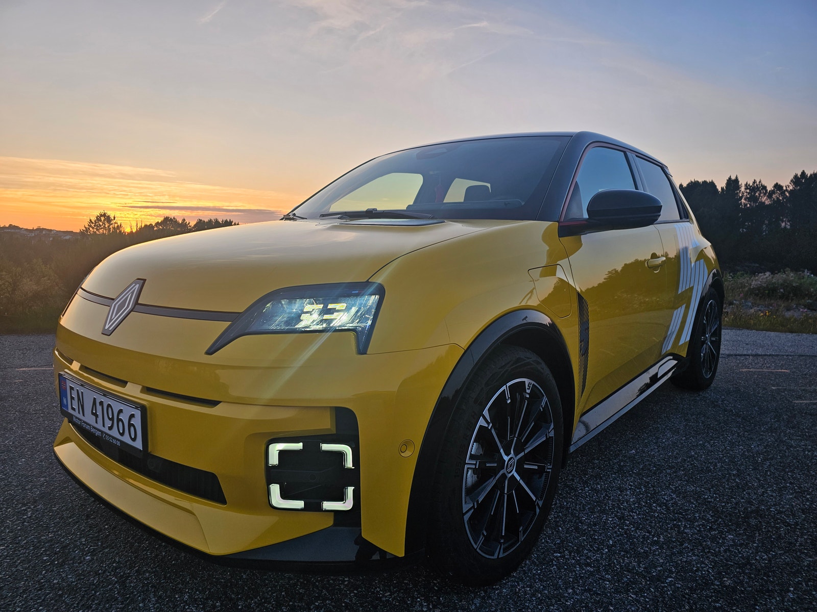 Renault 5 E-Tech 52 kWh, 150ps, 2025