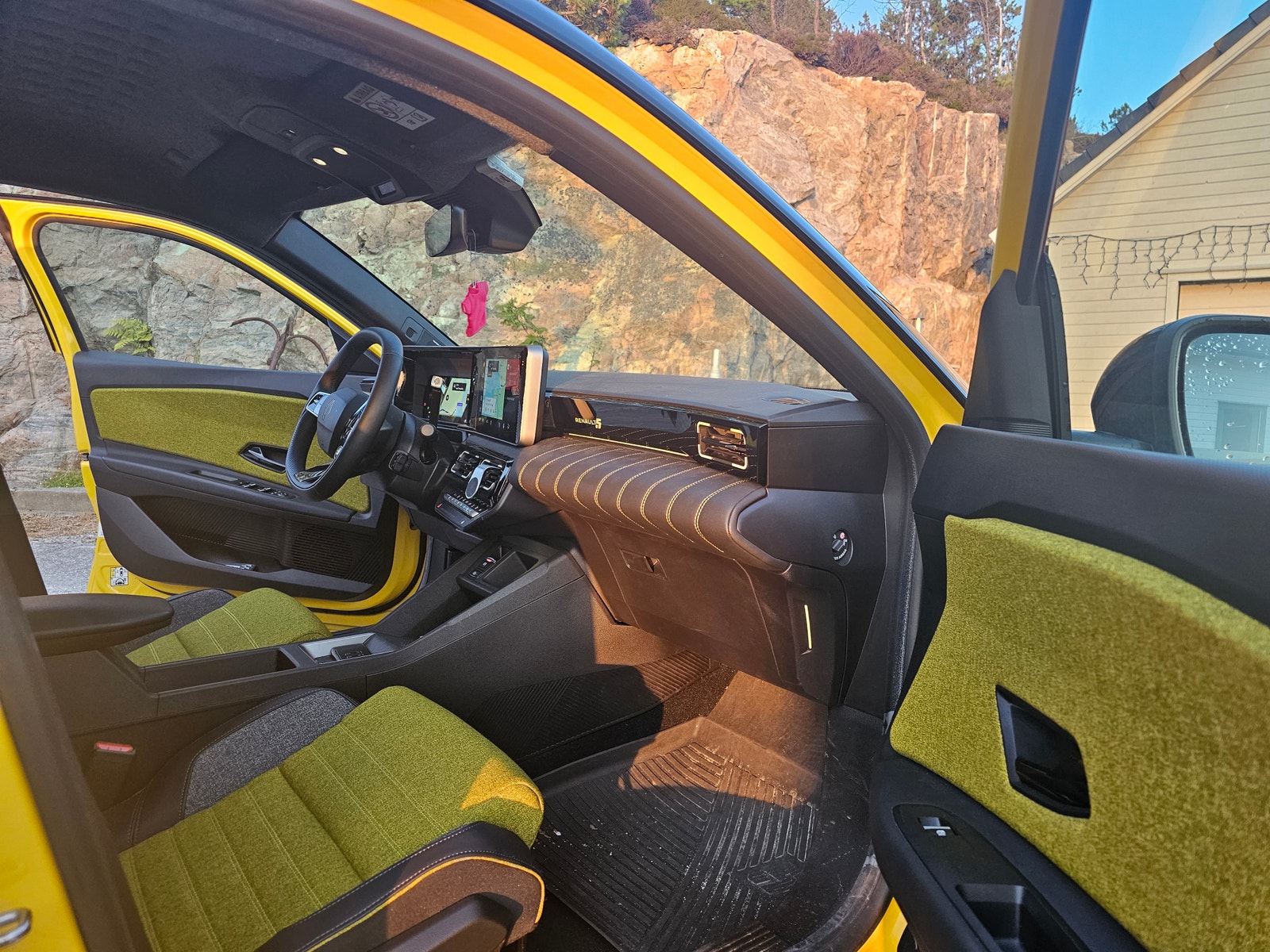 Renault 5 E-Tech 52 kWh, 150ps, 2025