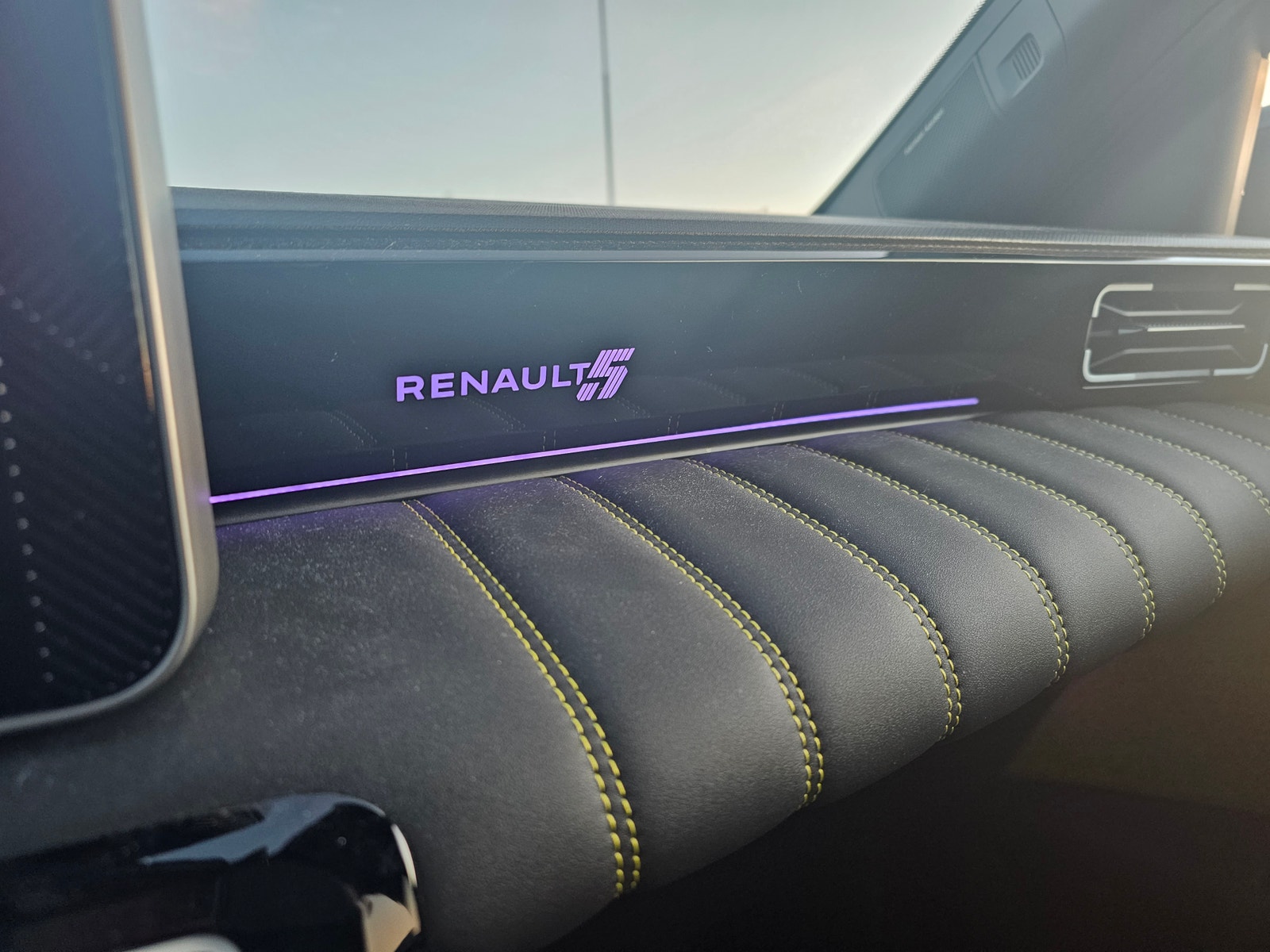 Renault 5 E-Tech 52 kWh, 150ps, 2025