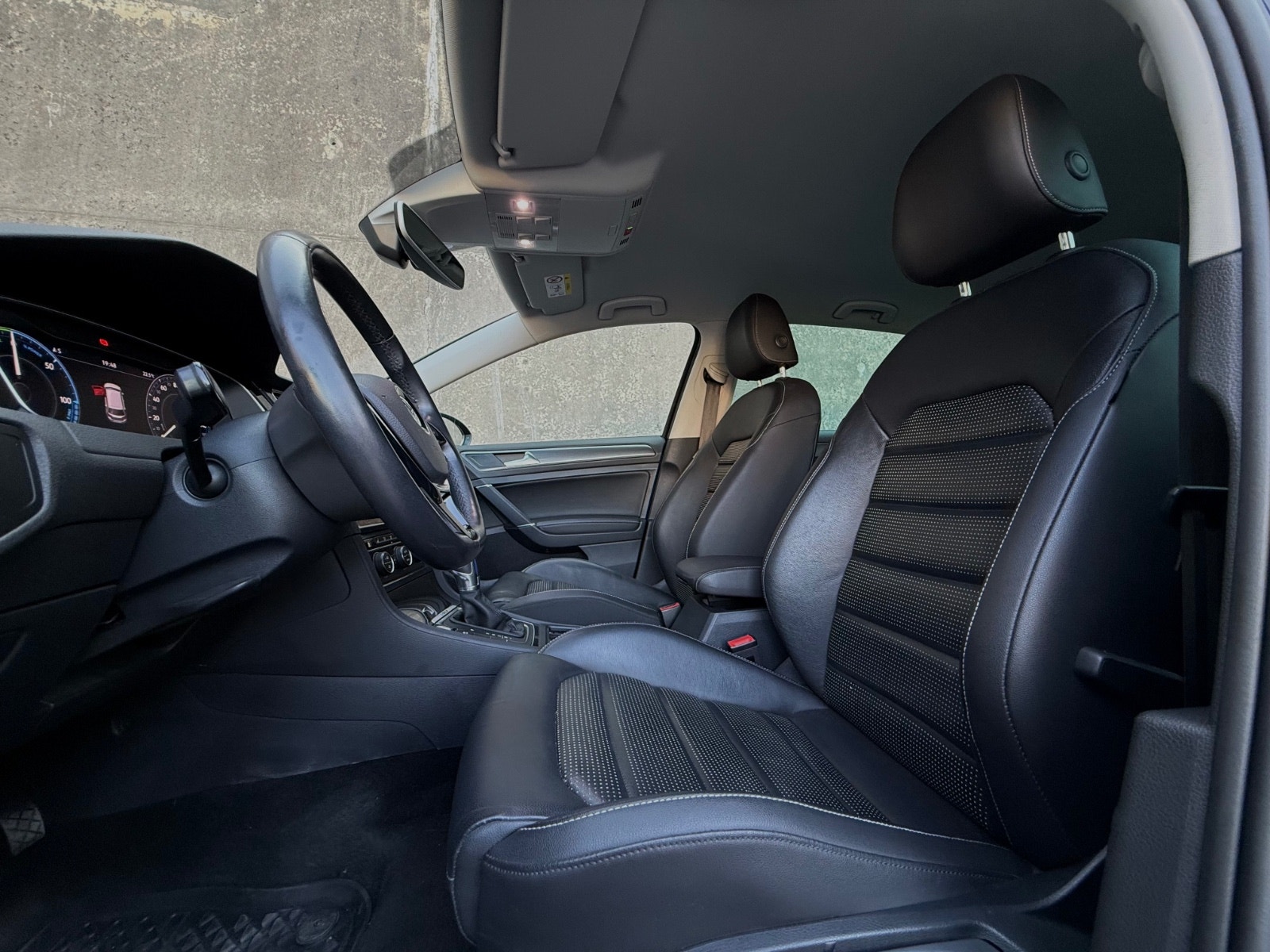 Volkswagen e-Golf, 136hk, 2019