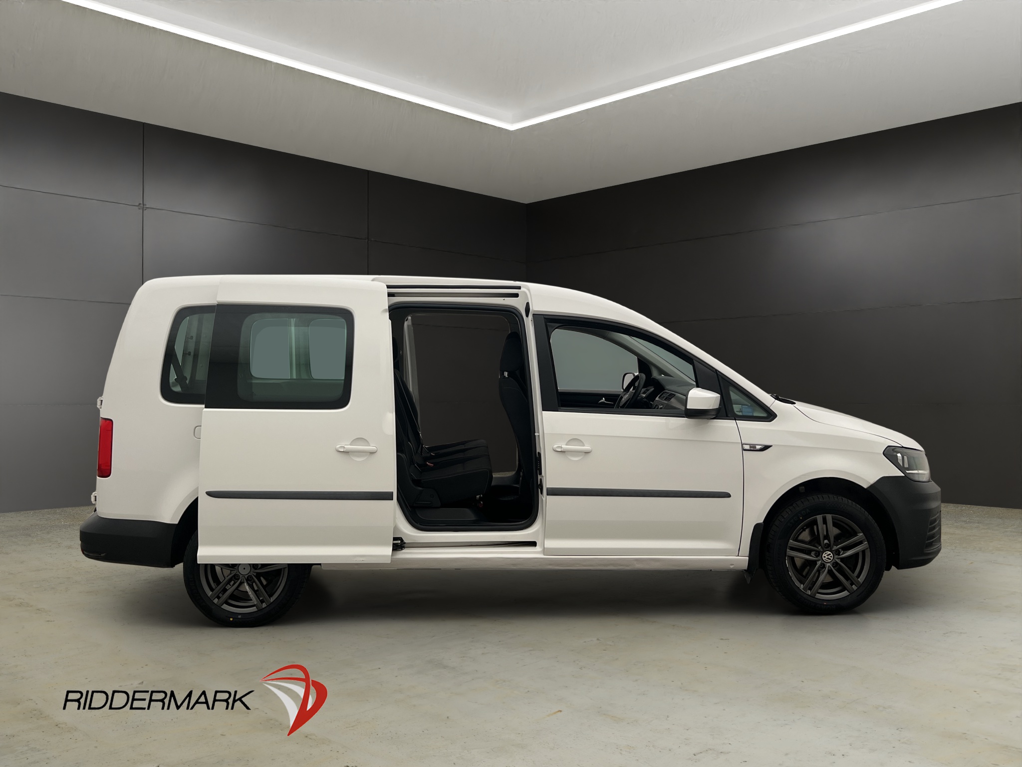 Volkswagen Caddy Maxi Life 7-Seater 2.0 TDI BMT Manual, 102hp, 2020