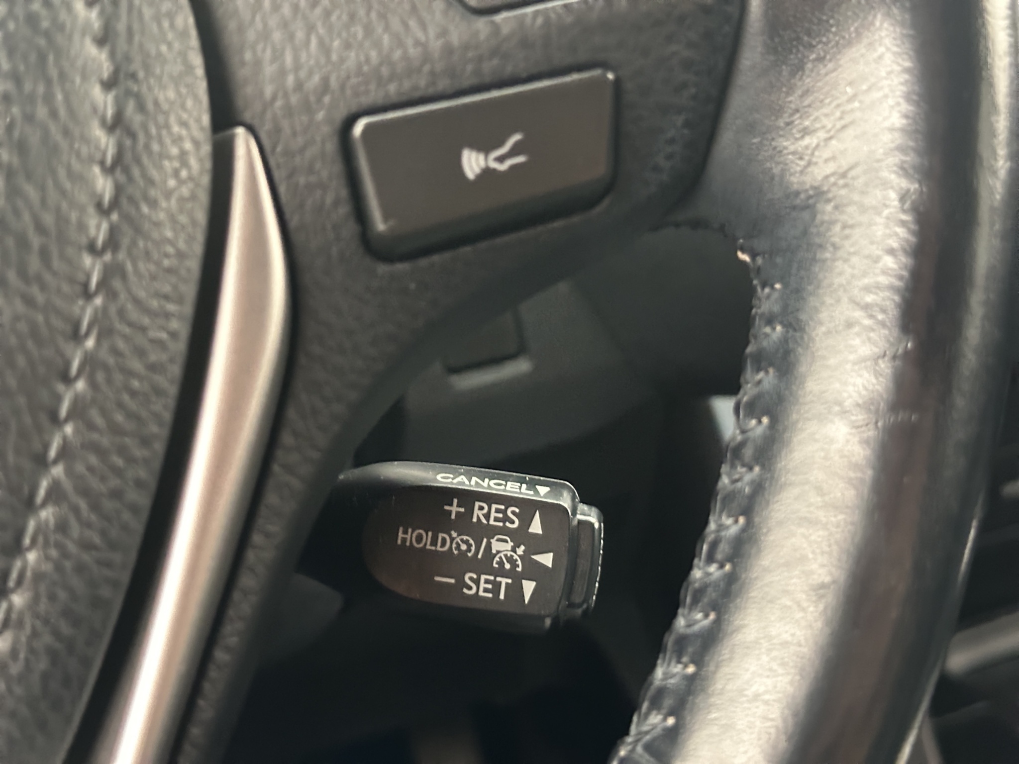 Toyota RAV4 Hybrid 2.5 Dual VVT-i AWD-i E-CVT, 197hp, 2017