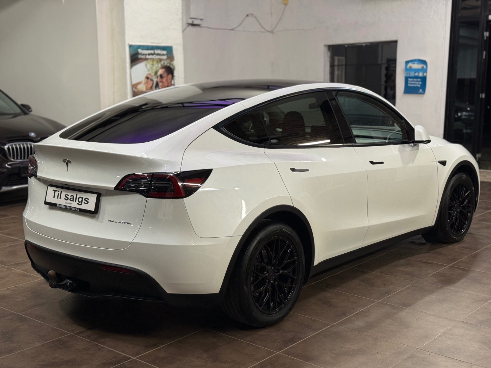 Tesla Model Y Long Range AWD, 514hp, 2024