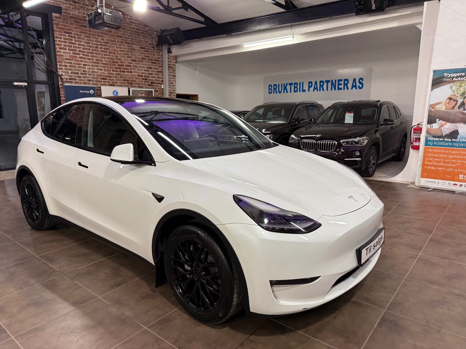 Tesla Model Y Long Range AWD, 514hp, 2024