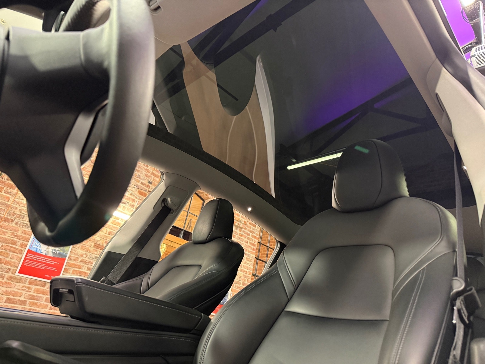 Tesla Model Y Long Range AWD, 514hp, 2024