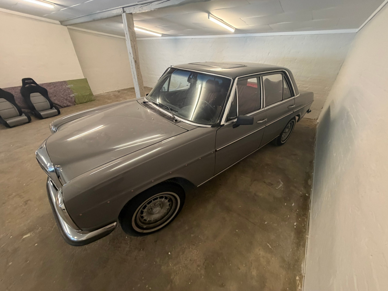 Mercedes-Benz 200 D Manual, 54hp, 1972