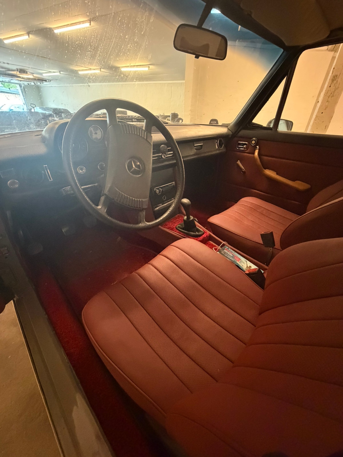 Mercedes-Benz 200 D Manual, 54hp, 1972