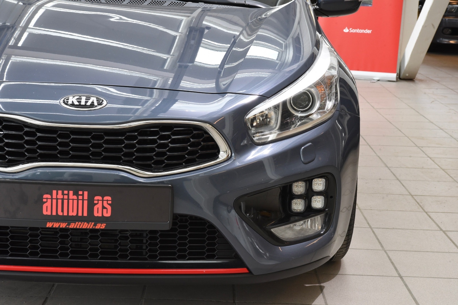 Kia pro_cee'd GT 1.6 GDI Manual, 6-trins, 204ps, 2014