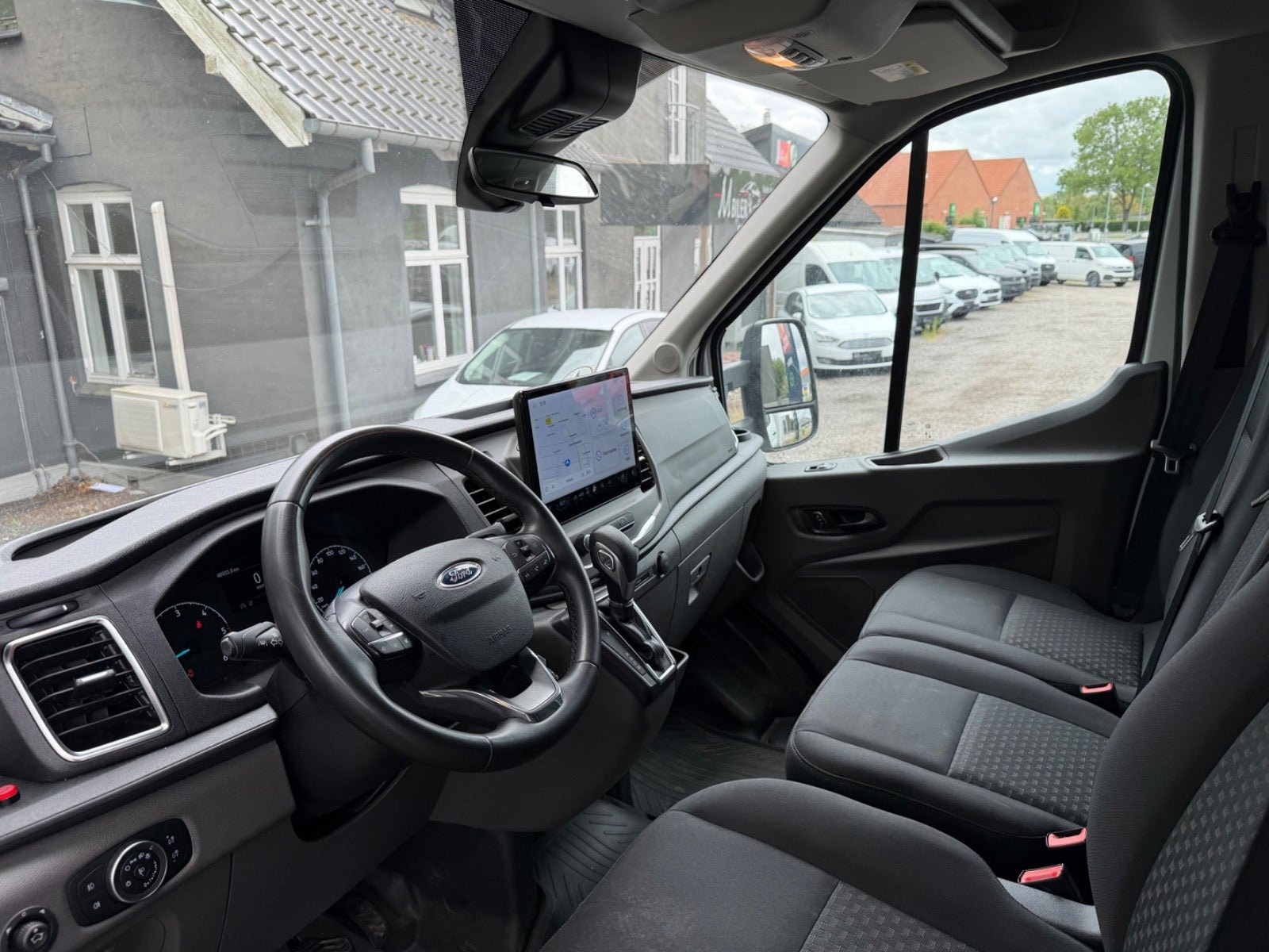 Ford Transit 350 Chassis Cab 2.0 EcoBlue SelectShift, 160hp, 2023