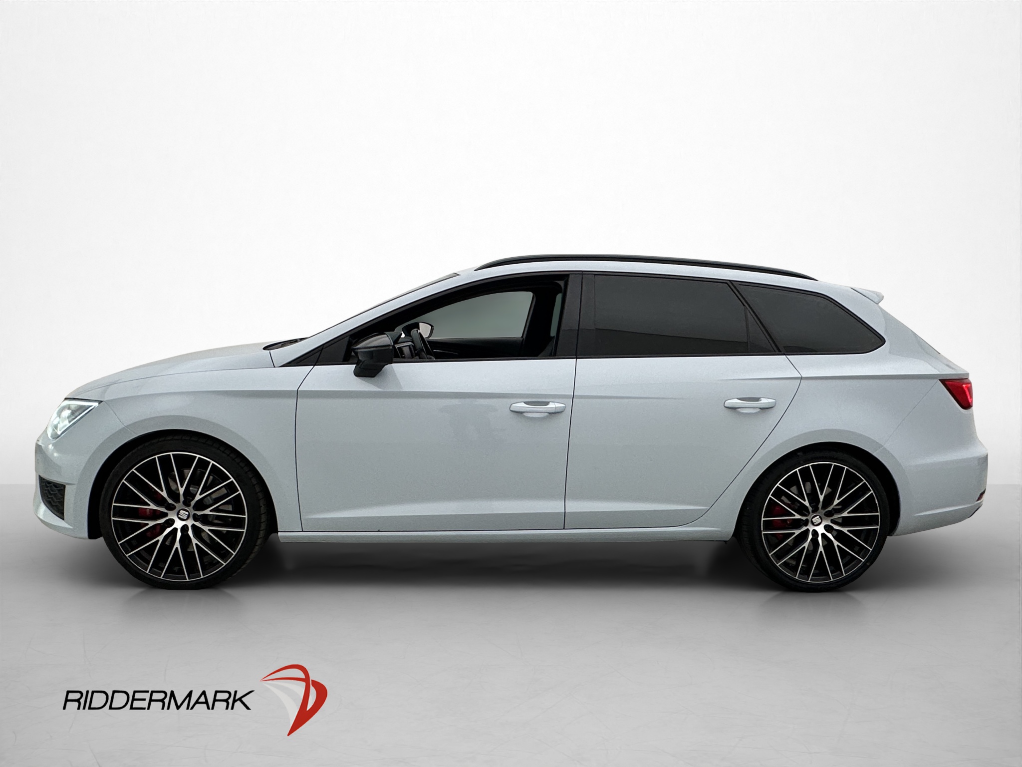 SEAT León Cupra ST 2.0 TSI DSG Sequential, 290hp, 2016