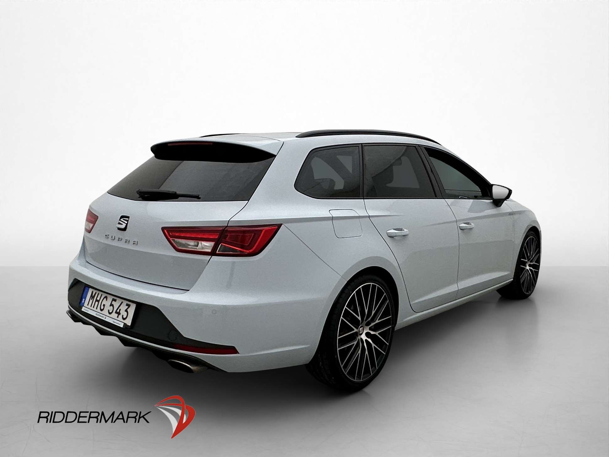 SEAT León Cupra ST 2.0 TSI DSG Sequential, 290hp, 2016