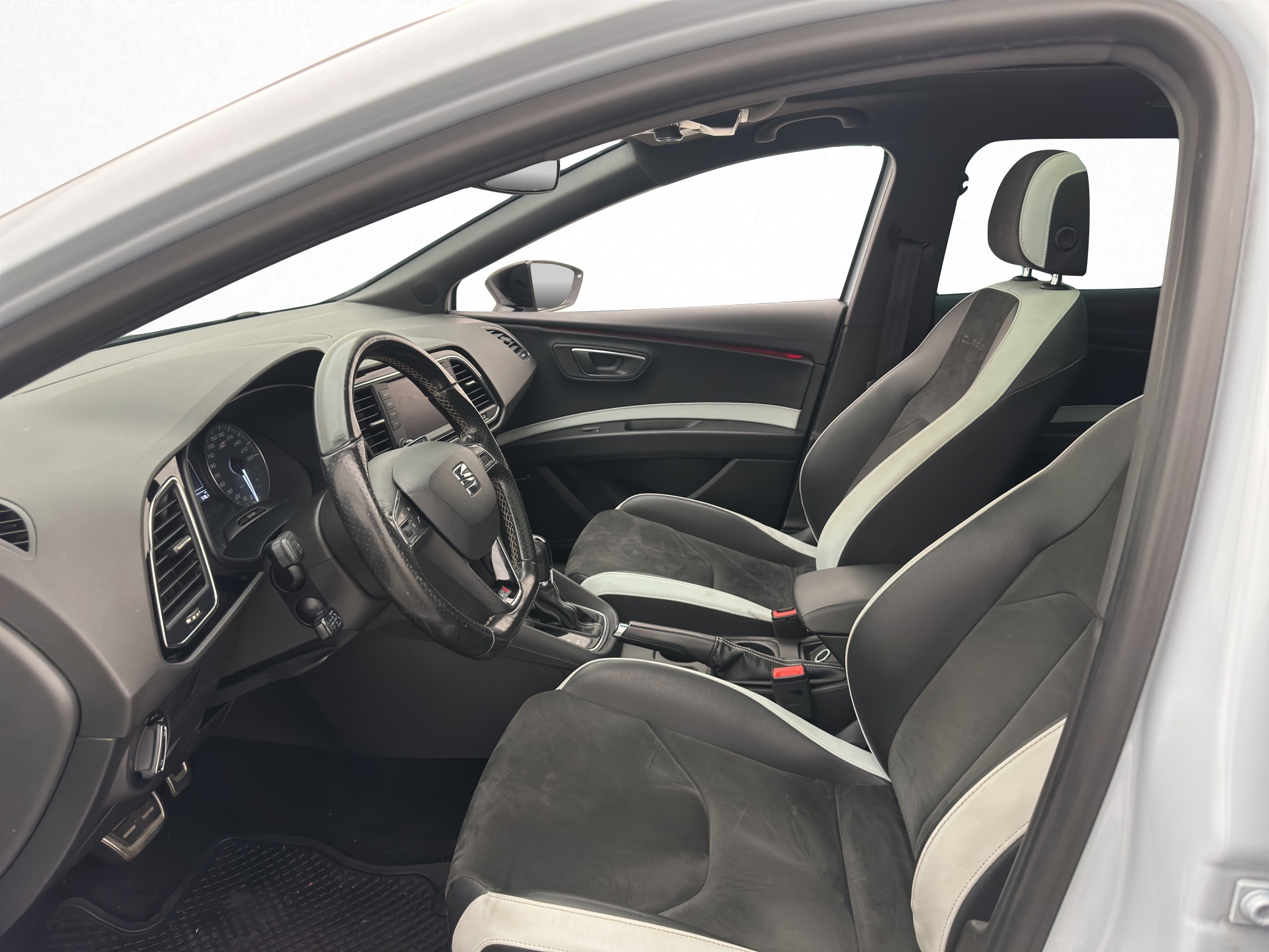 SEAT León Cupra ST 2.0 TSI DSG Sequential, 290hp, 2016