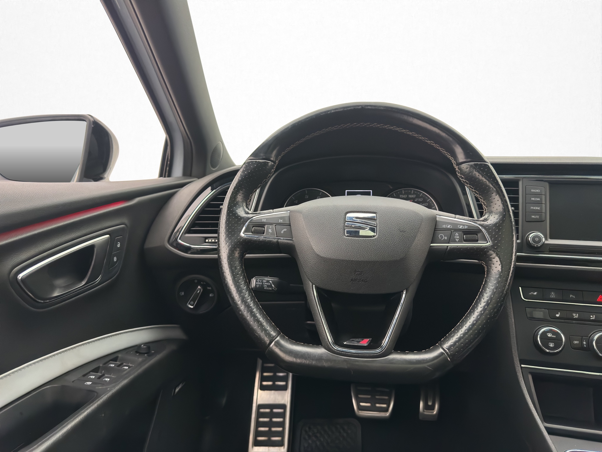 SEAT León Cupra ST 2.0 TSI DSG Sequential, 290hp, 2016