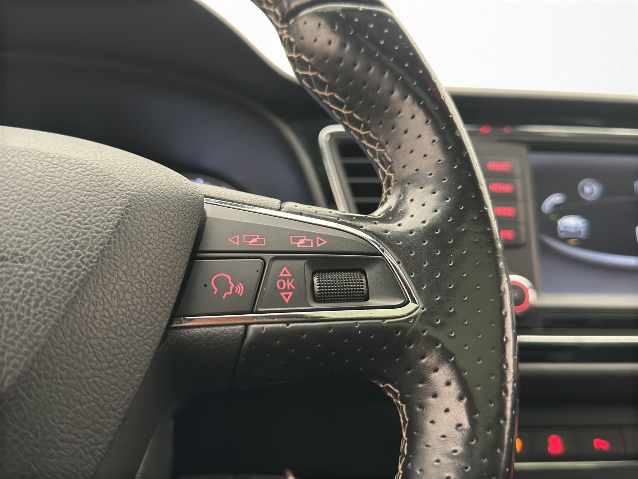 SEAT León Cupra ST 2.0 TSI DSG Sequential, 290hp, 2016