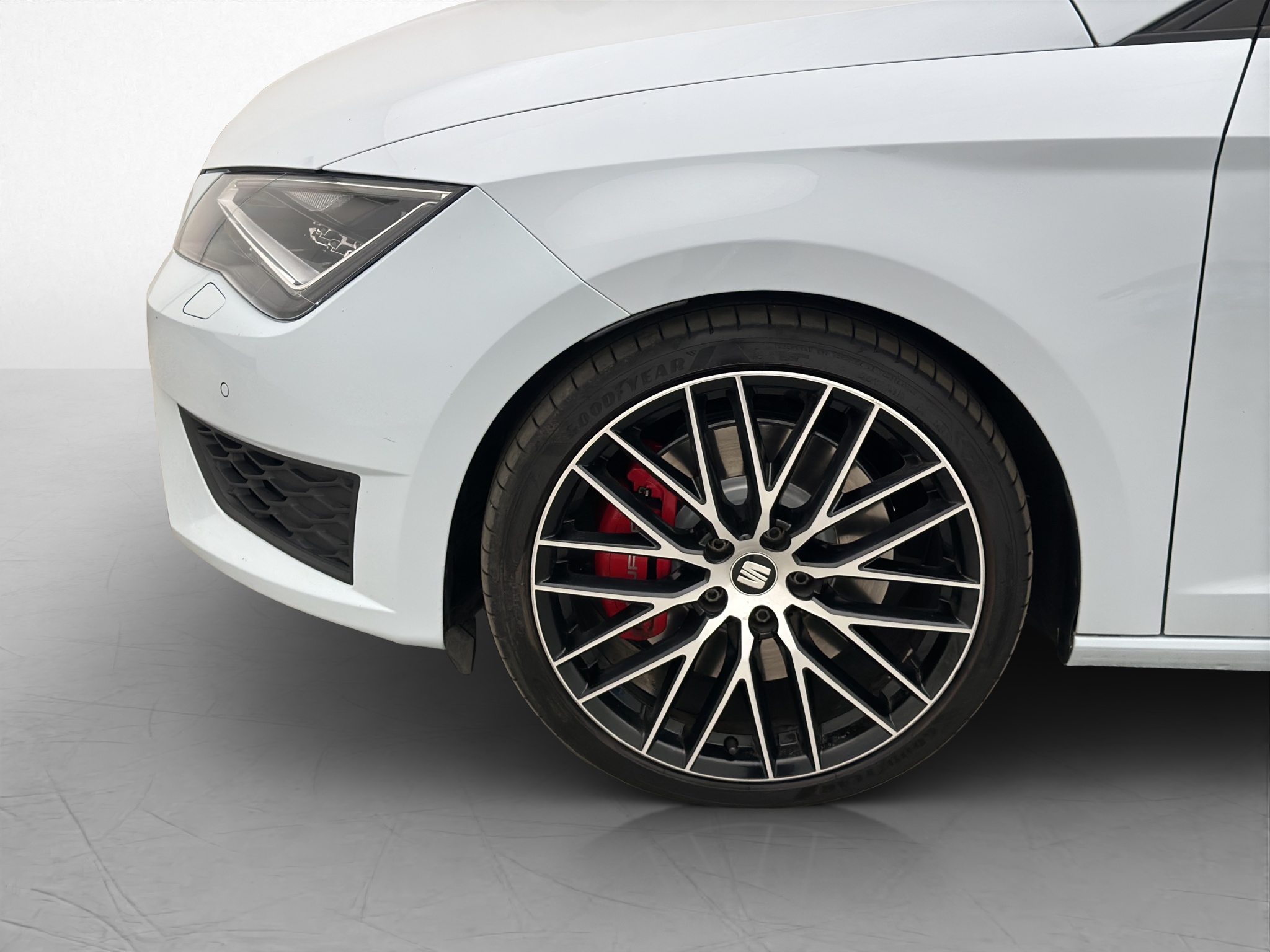 SEAT León Cupra ST 2.0 TSI DSG Sequential, 290hp, 2016