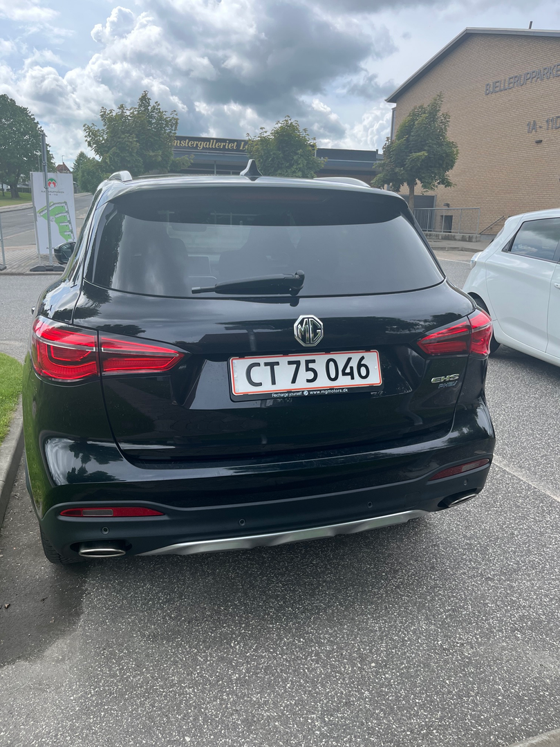 MG EHS PHEV EDU II, 258hp, 2021