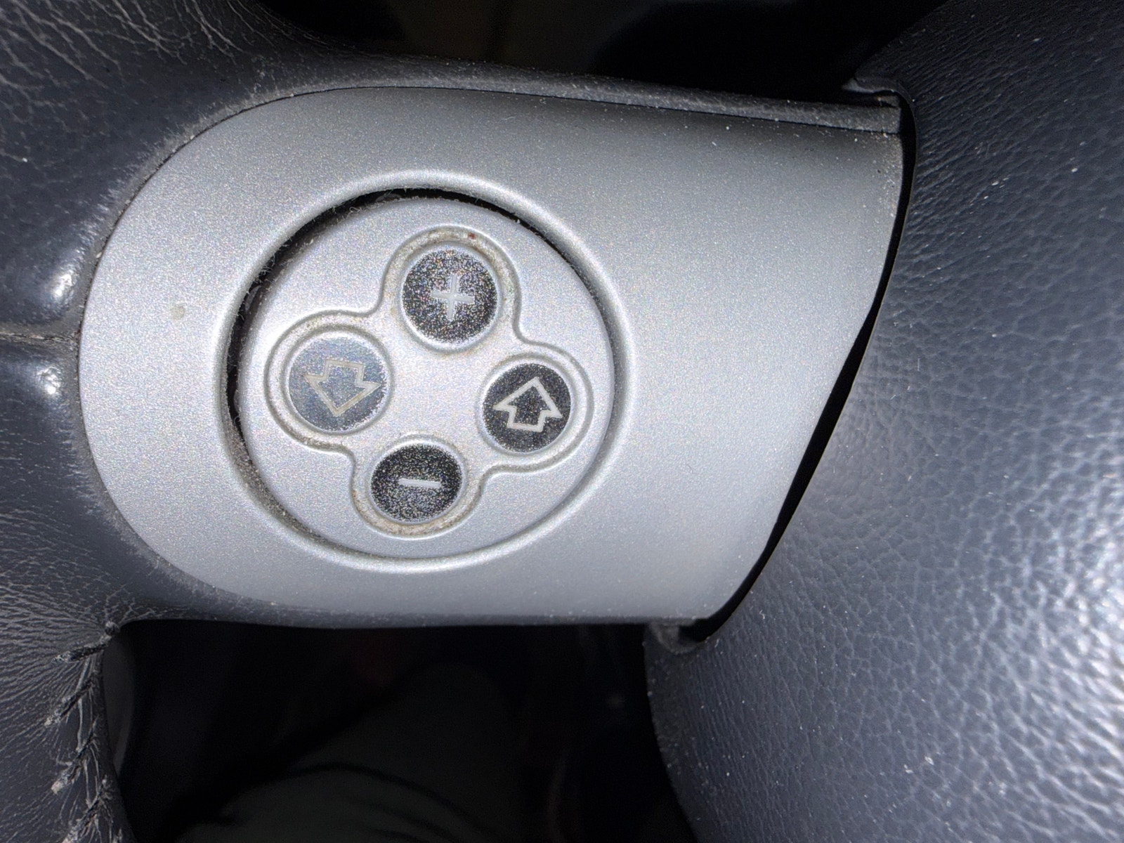 MINI Cooper Manual, 5-trins, 116ps, 2004