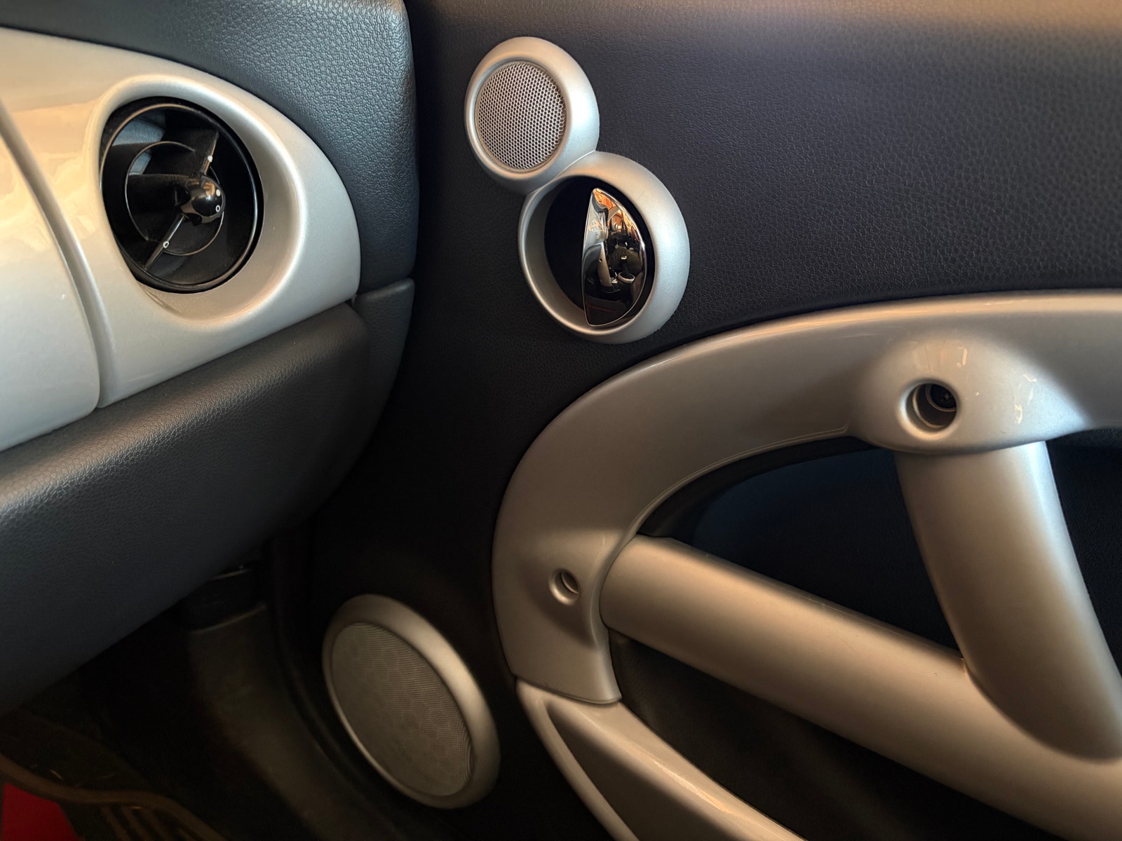 MINI Cooper Manual, 5-trins, 116ps, 2004