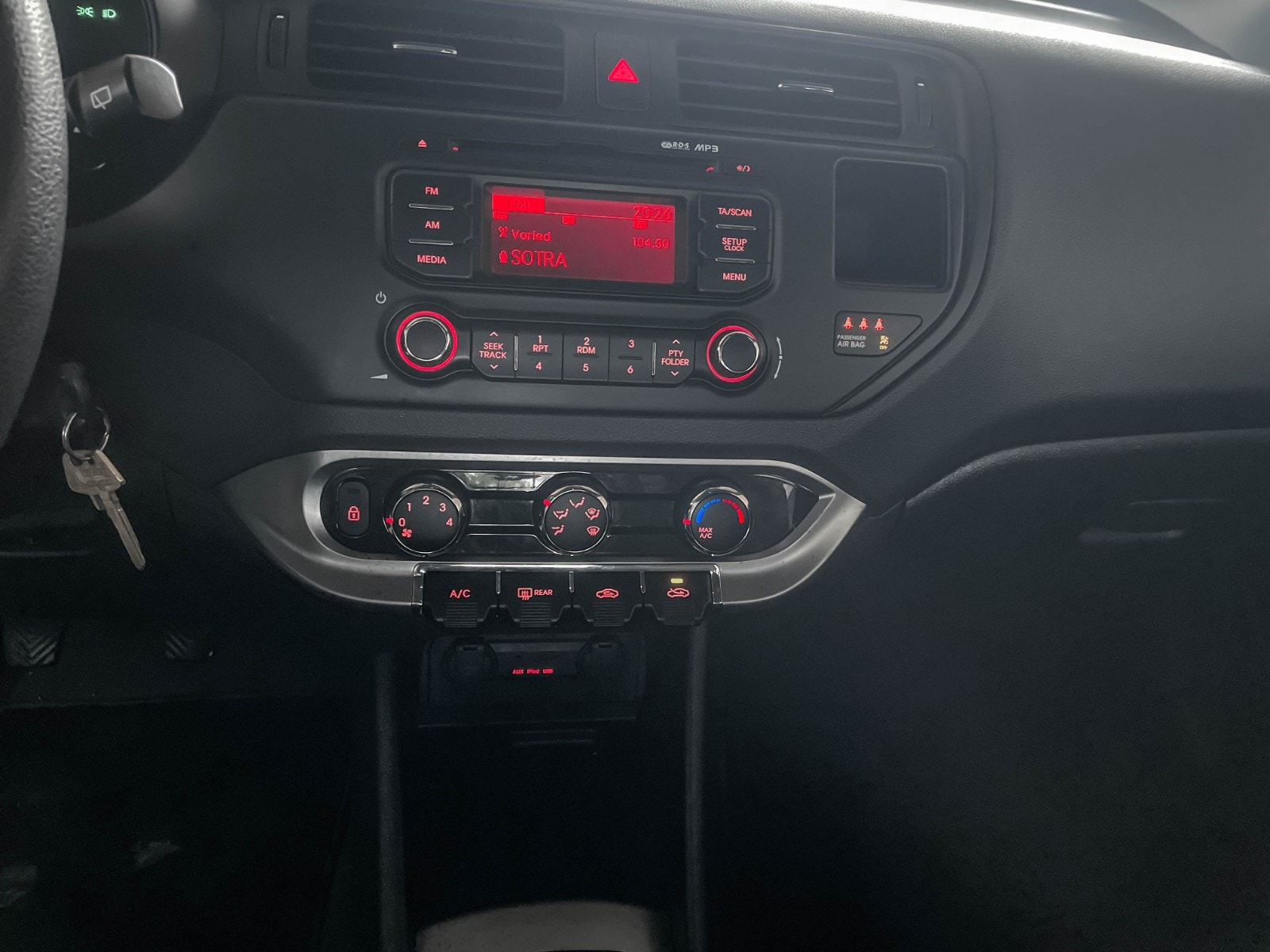 Kia Rio 5-door 1.2 CVVT Manual, 84hp, 2012
