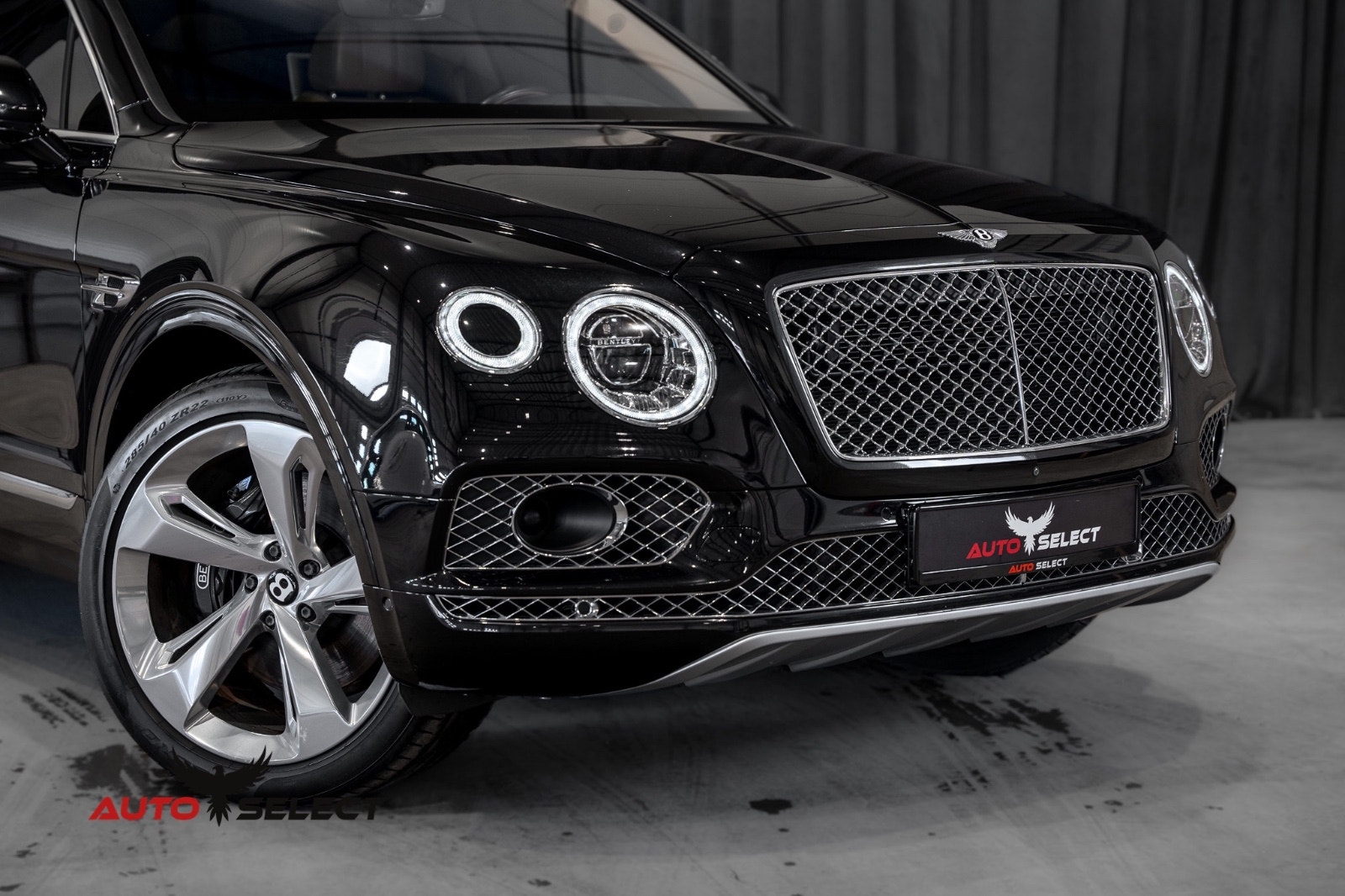 Bentley Bentayga 6.0 W12 Automatic, 8-trins, 608ps, 2017