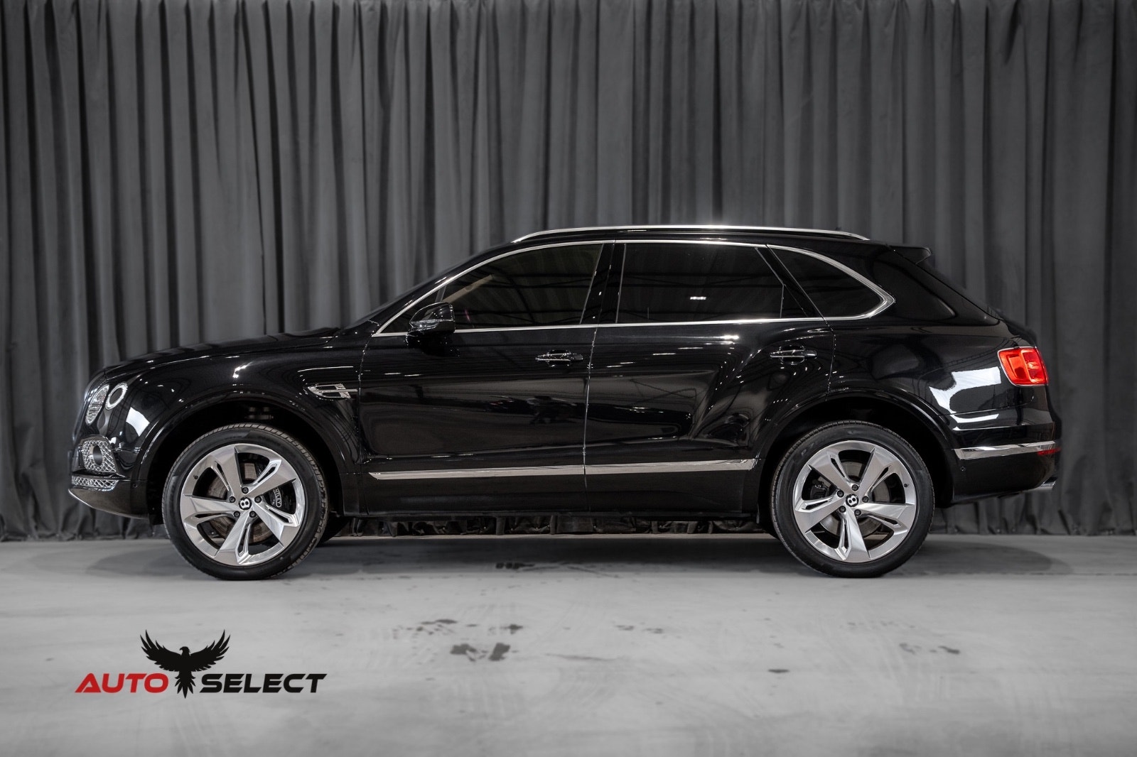 Bentley Bentayga 6.0 W12 Automatic, 8-trins, 608ps, 2017