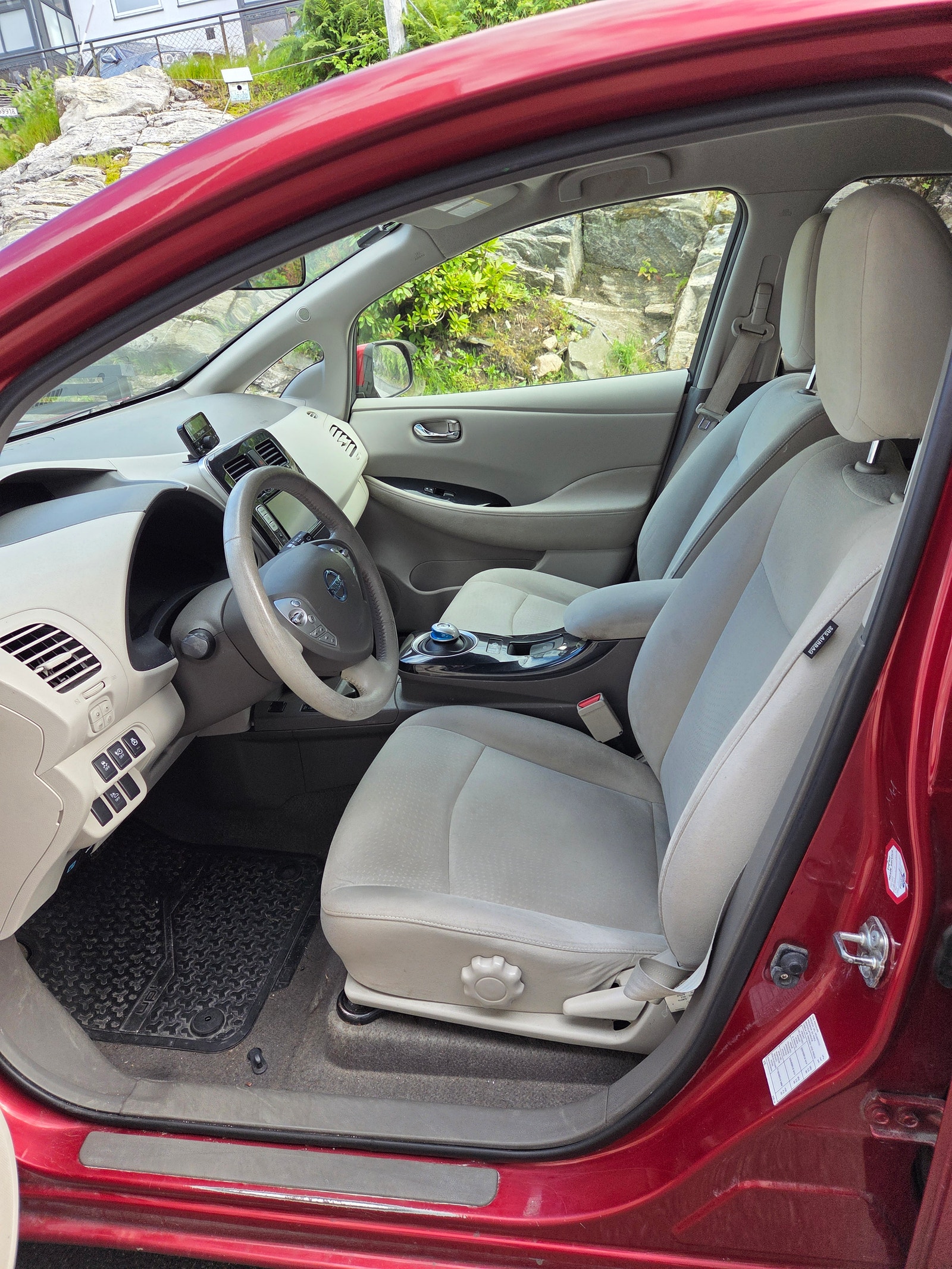 Nissan Leaf 24 kWh, 109hp, 2013