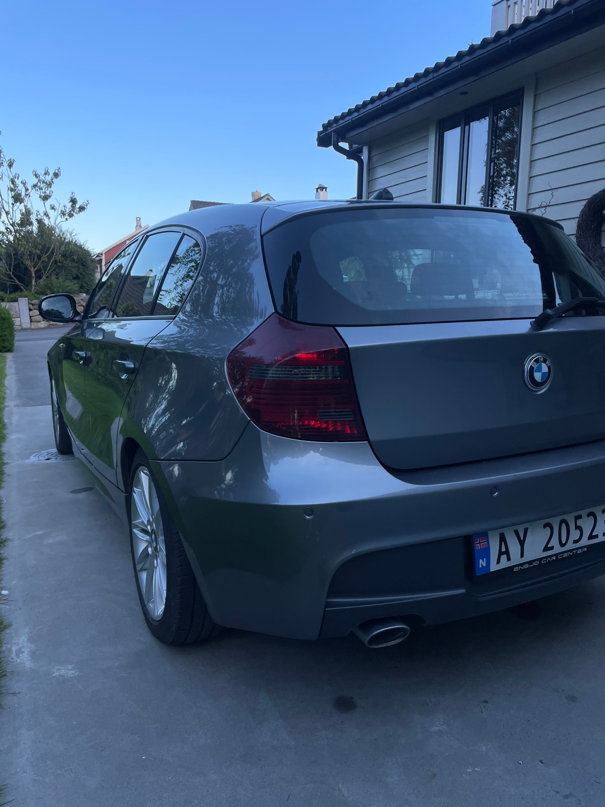 BMW 118d 5-dørs Steptronic, 6-trinn, 143hk, 2011
