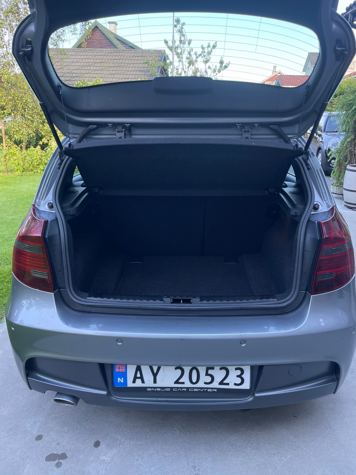 BMW 118d 5-dørs Steptronic, 6-trinn, 143hk, 2011