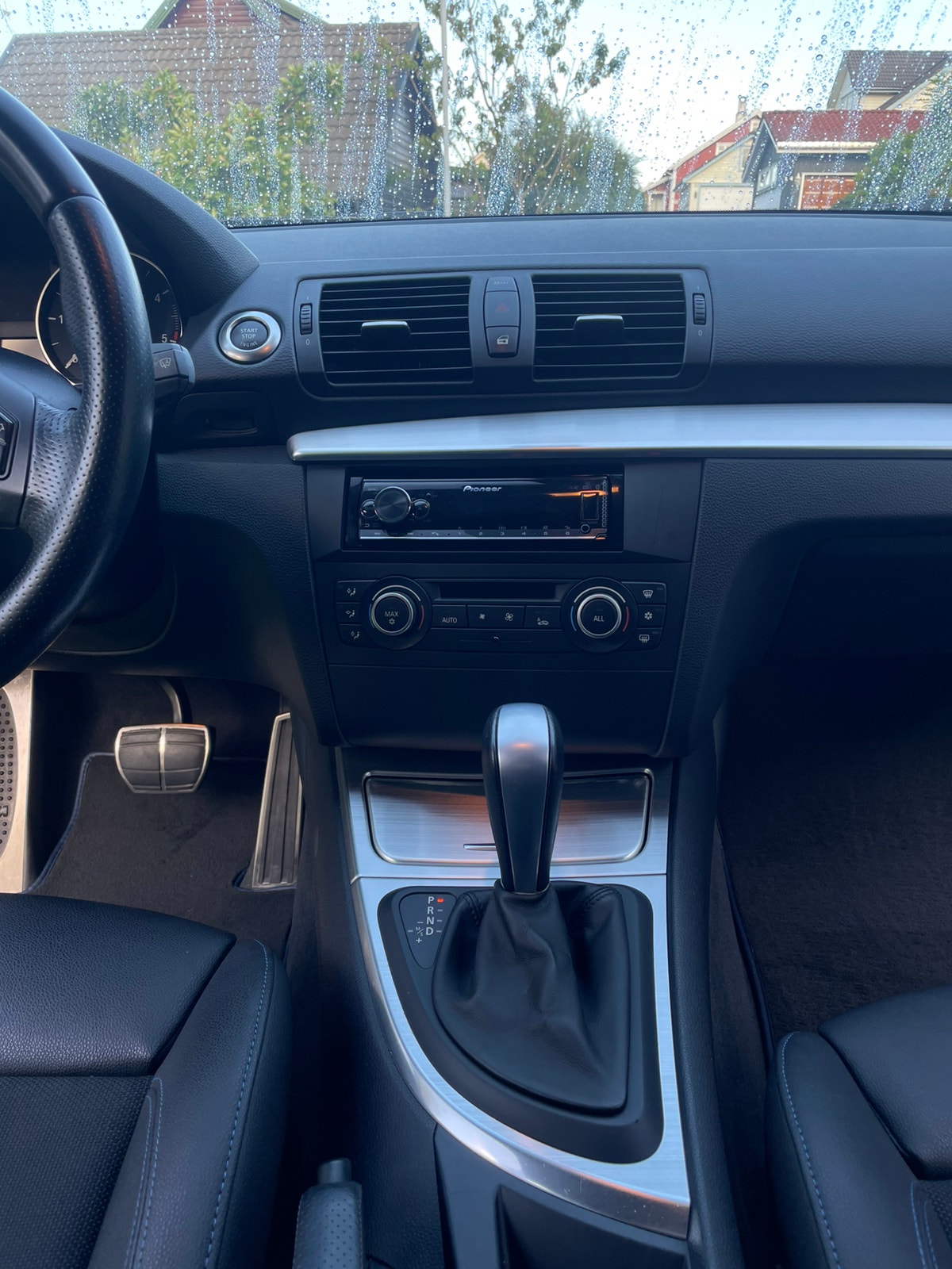 BMW 118d 5-dørs Steptronic, 6-trinn, 143hk, 2011