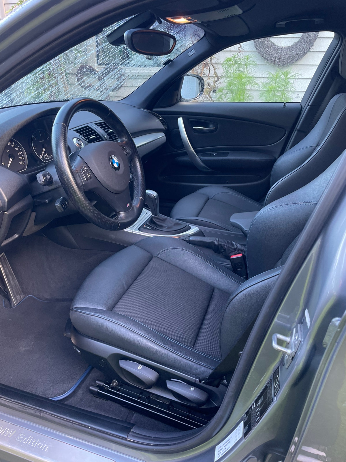 BMW 118d 5-dørs Steptronic, 6-trinn, 143hk, 2011