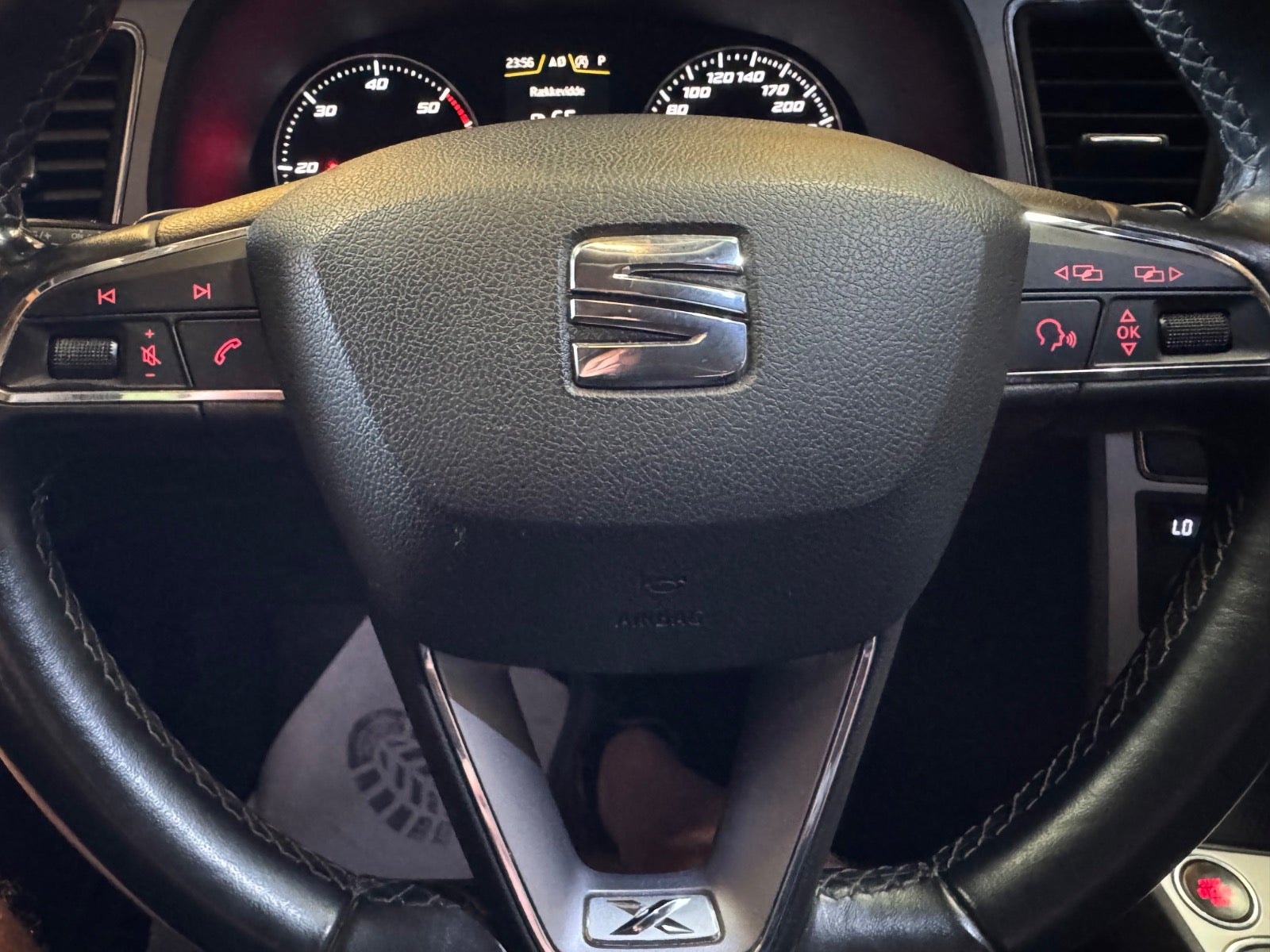 SEAT León ST 2.0 TDI DSG Sequential, 150hp, 2018