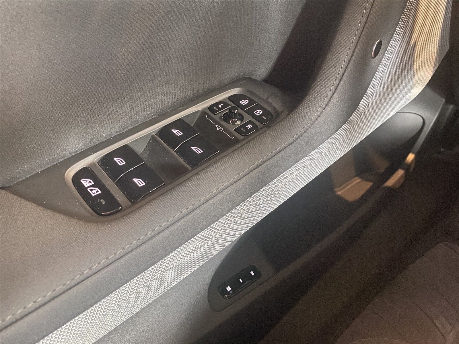 Polestar 2 Long Range Dual Motor Performance, 476hp, 2023