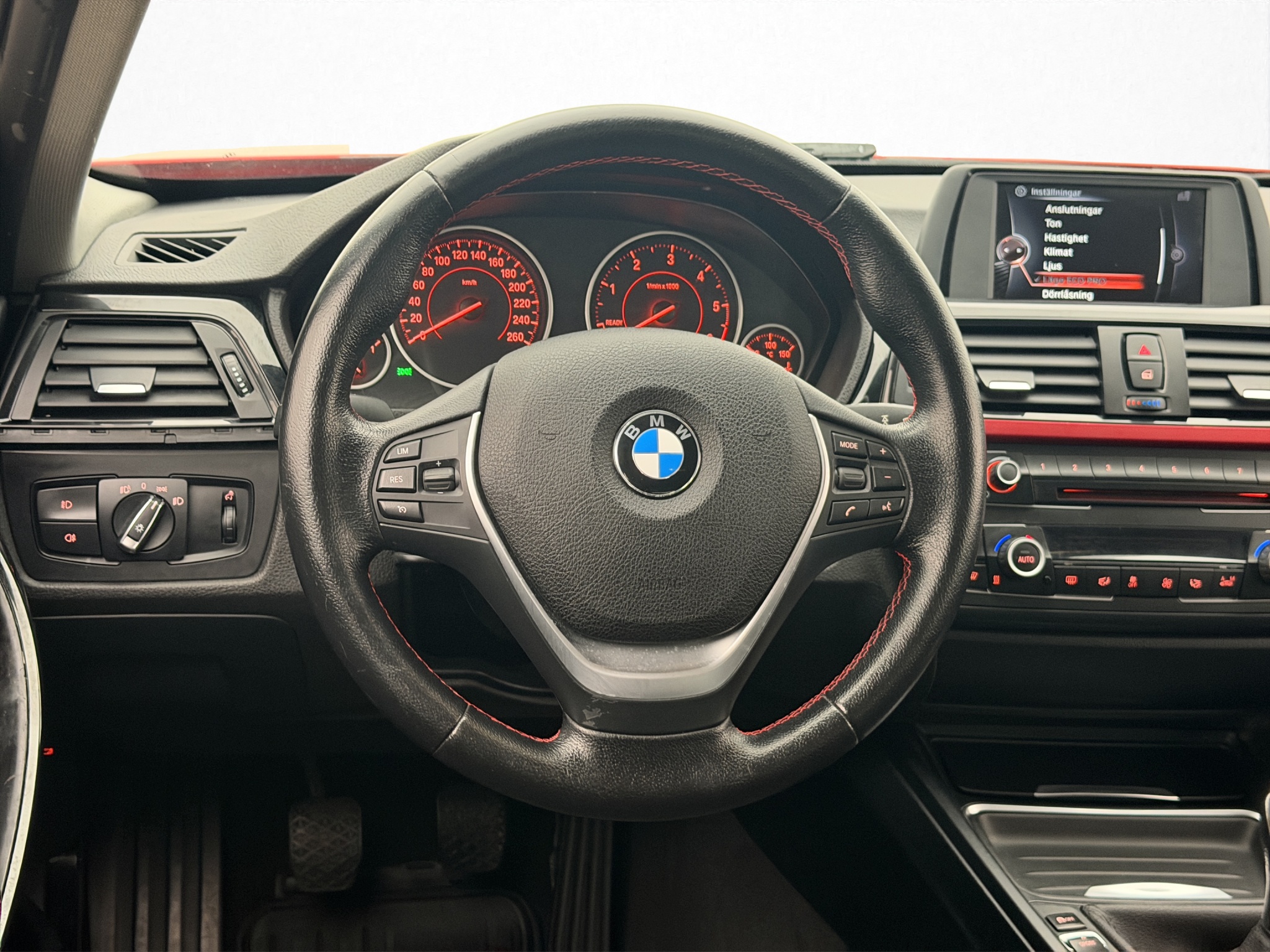 BMW 320d Touring Manuell, 184hk, 2015