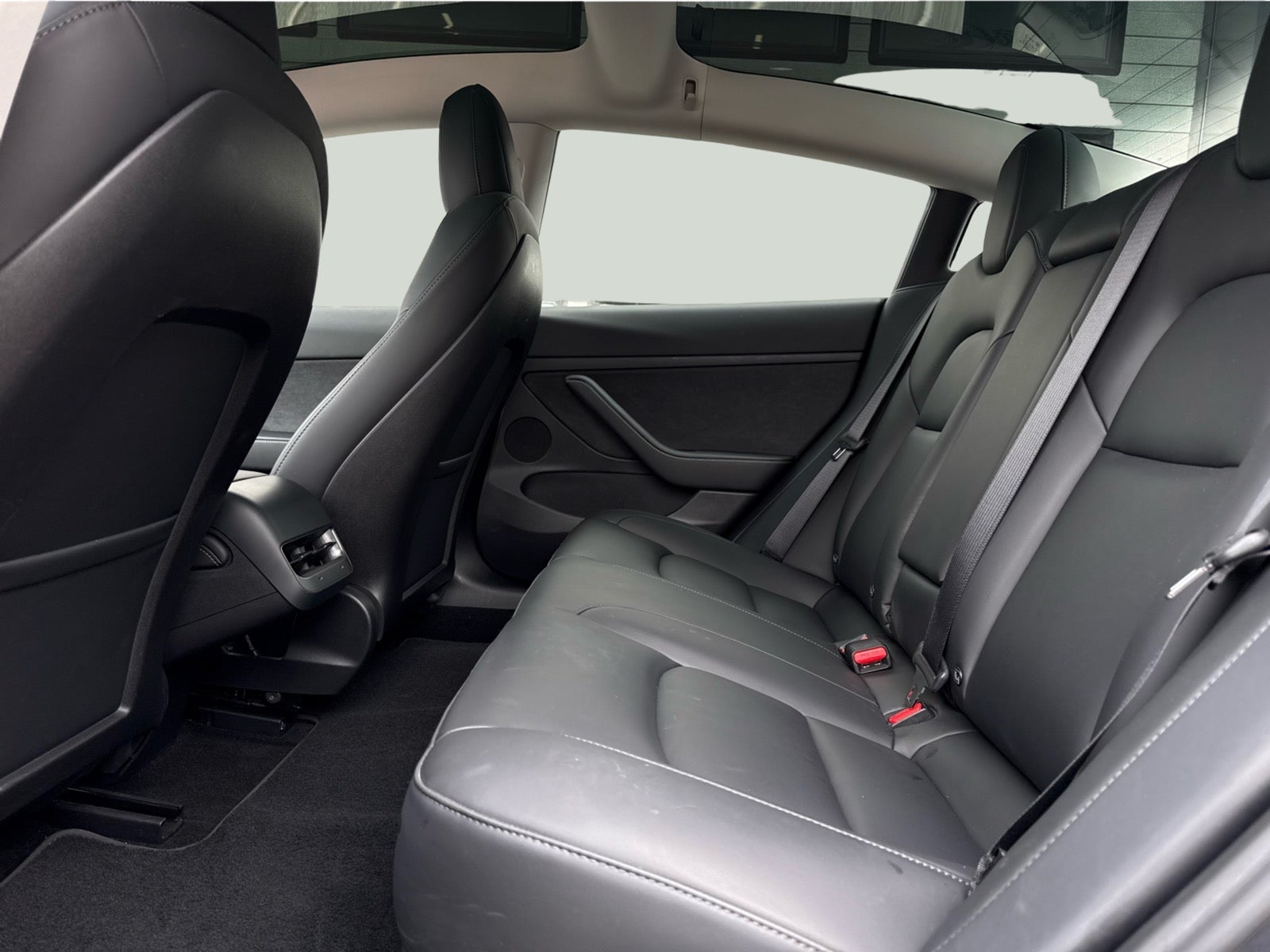 Tesla Model 3 Standard Range Plus, 325hk, 2021