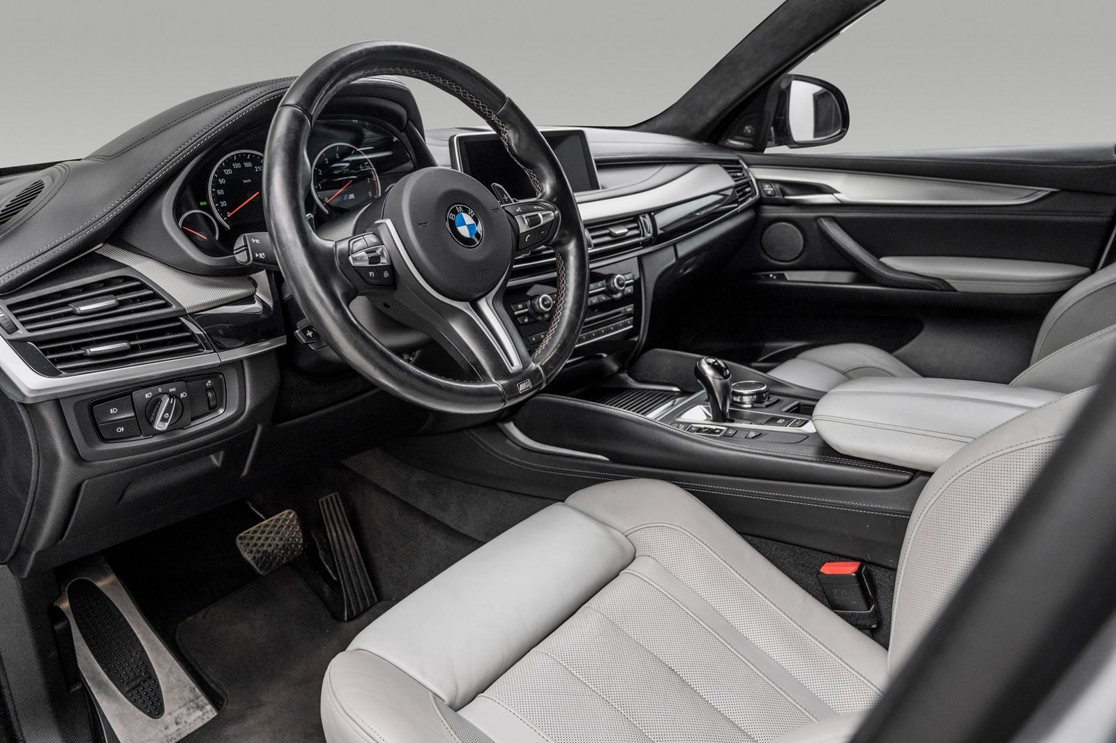 BMW X6 M Steptronic, 8-trinn, 575hk, 2015