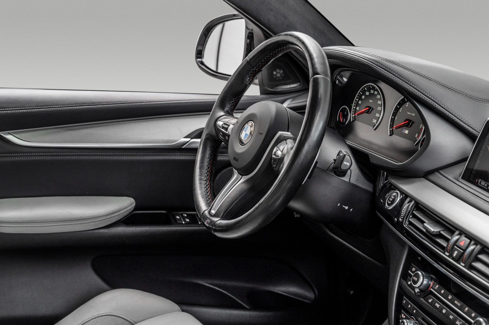 BMW X6 M Steptronic, 8-trinn, 575hk, 2015