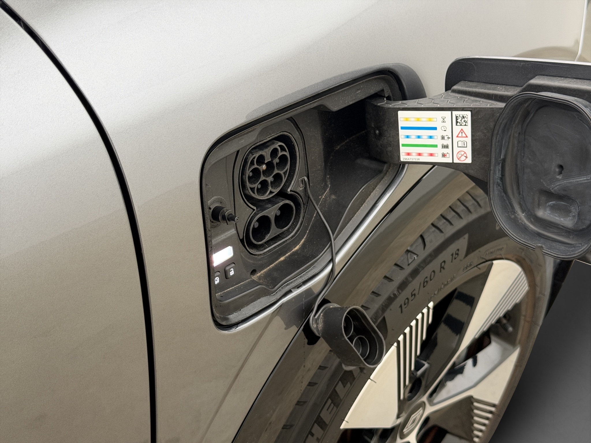 Renault Mégane E-TECH 60 kWh, 218ps, 2023
