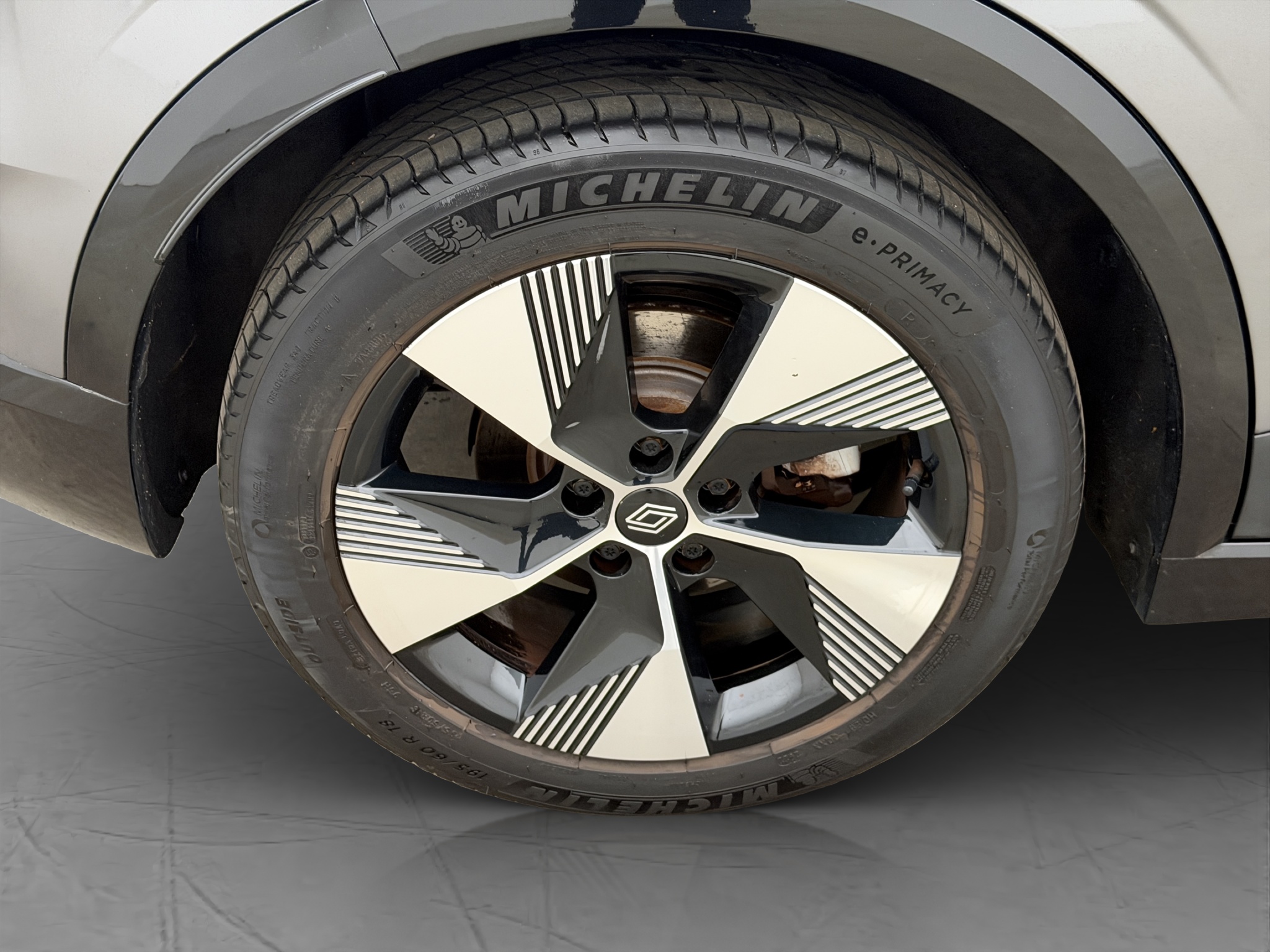 Renault Mégane E-TECH 60 kWh, 218ps, 2023
