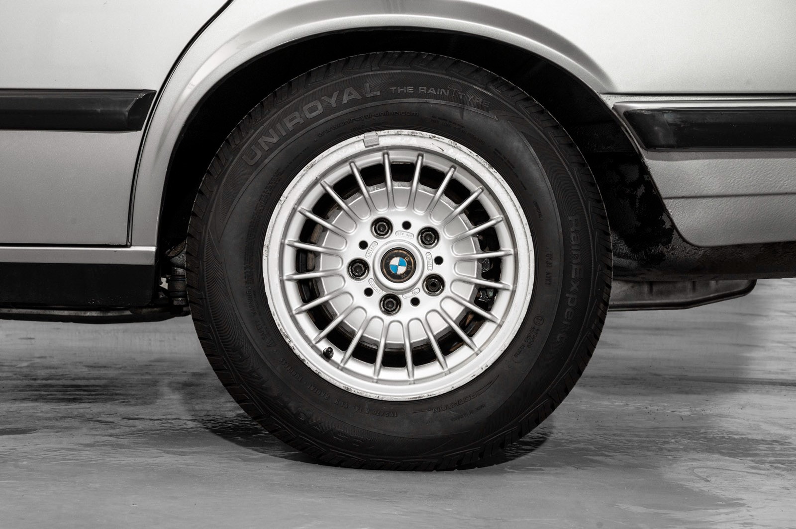 BMW 520i Manuell, 5-trinn, 129hk, 1987