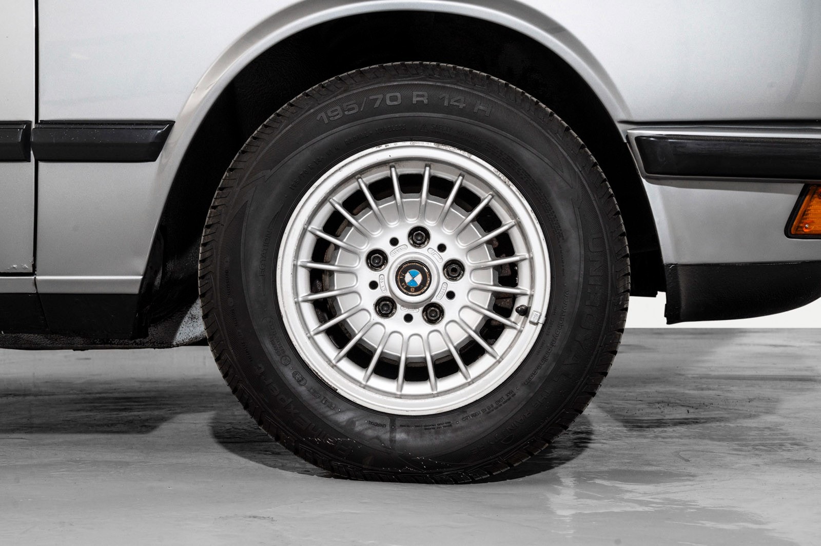 BMW 520i Manuell, 5-trinn, 129hk, 1987