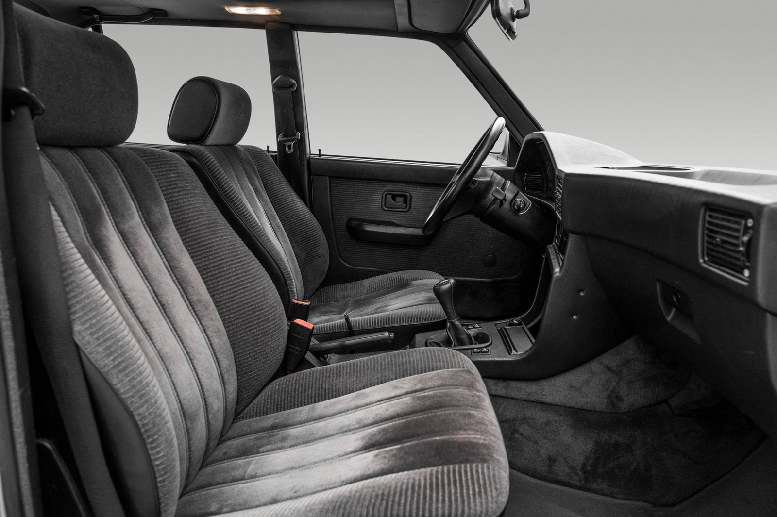 BMW 520i Manuell, 5-trinn, 129hk, 1987