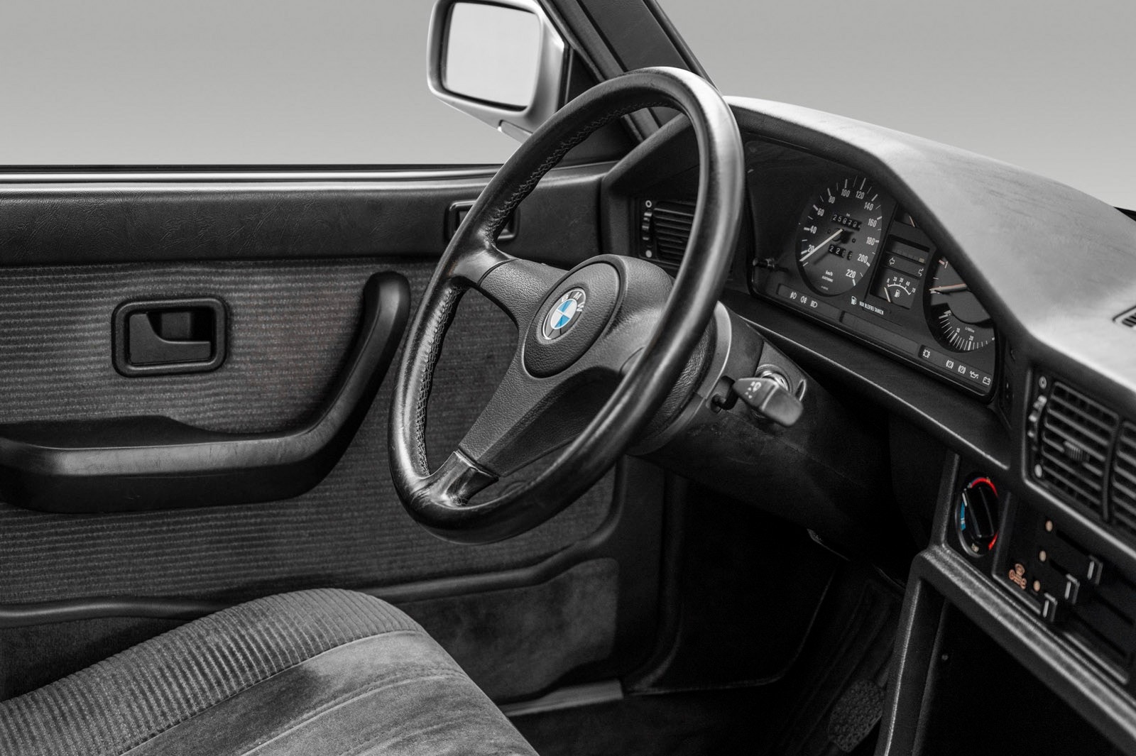 BMW 520i Manuell, 5-trinn, 129hk, 1987