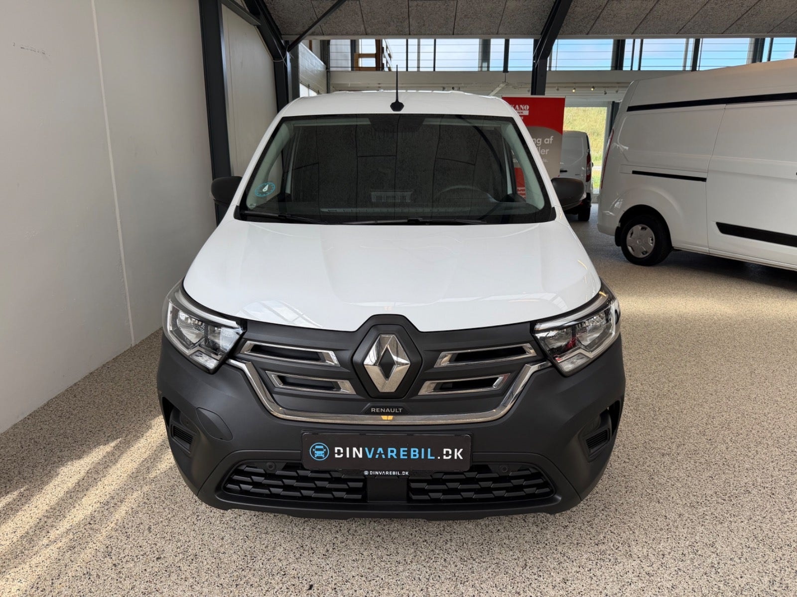 Renault Kangoo E-Tech, 122hk, 2024
